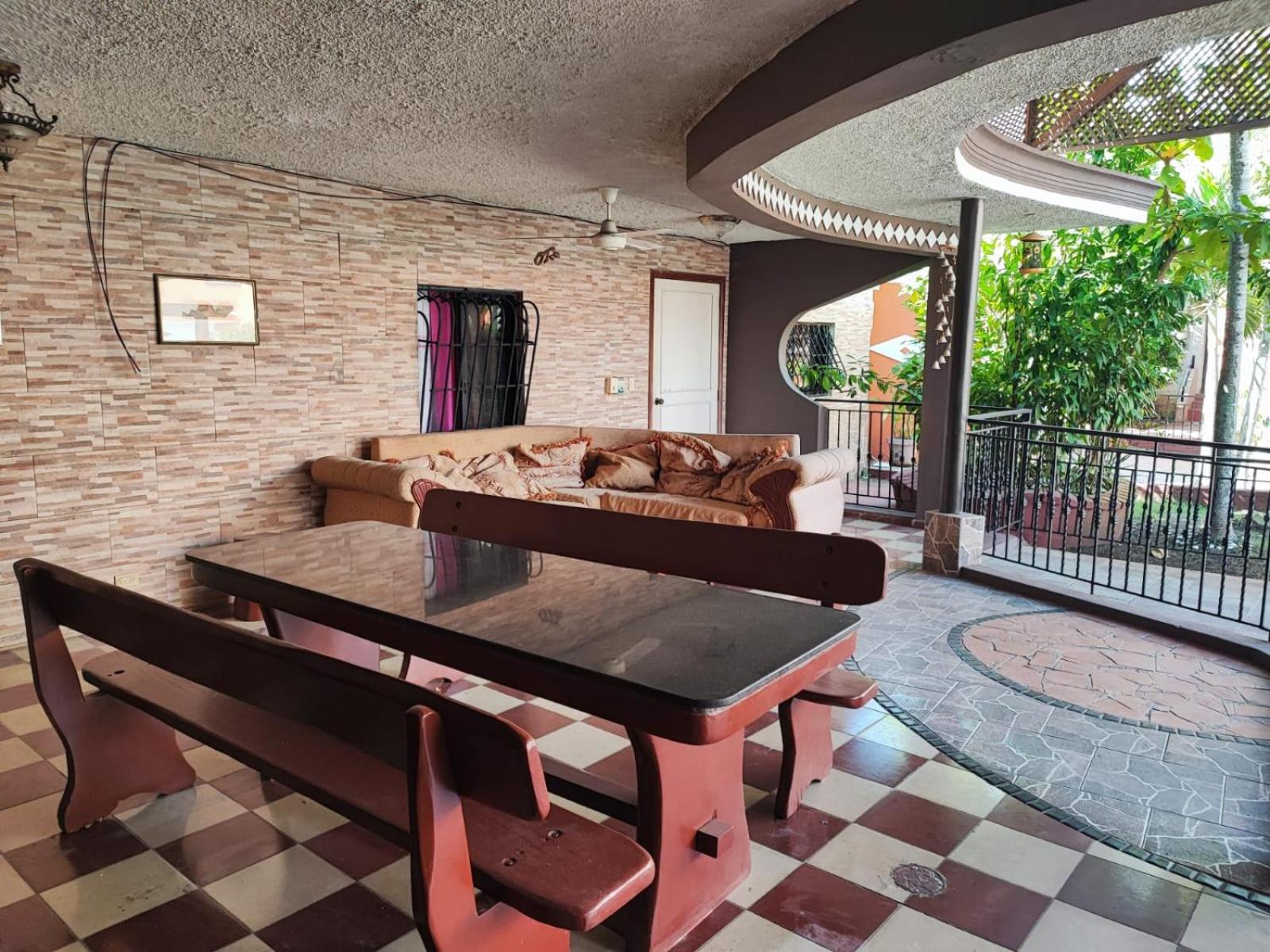 Aparthotel Capri