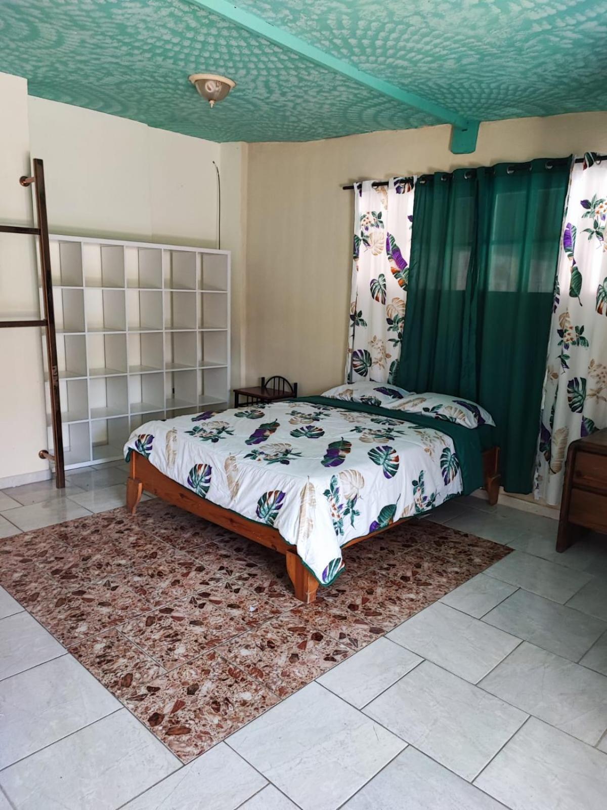 Aparthotel Capri 3*