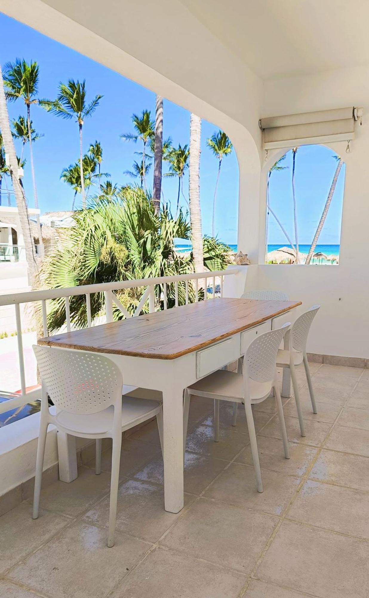 Aparthotel Flor Del Mar Beachfront Punta Cana