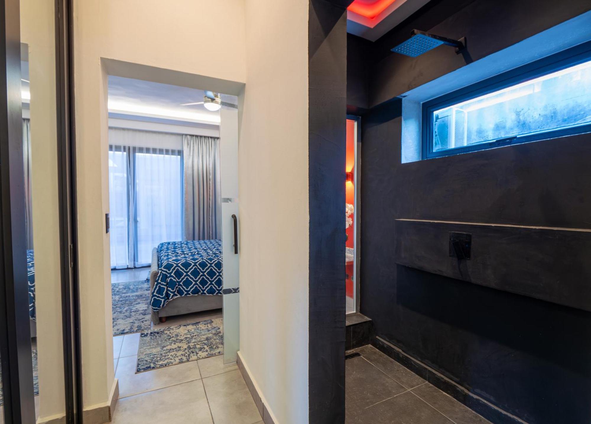 Instyle Residences At Rizz Hotel