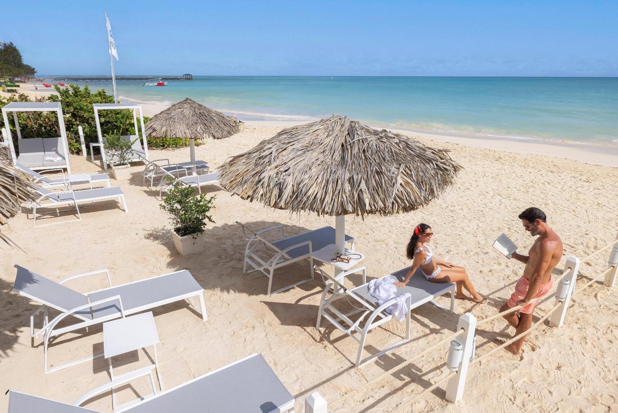 Hm Bavaro - Adults Only