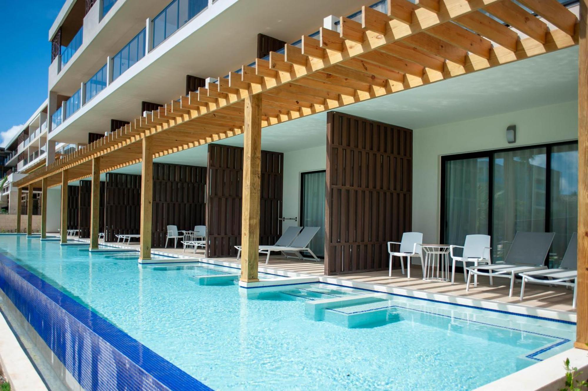 Resort Serenade - Adults Only 5*