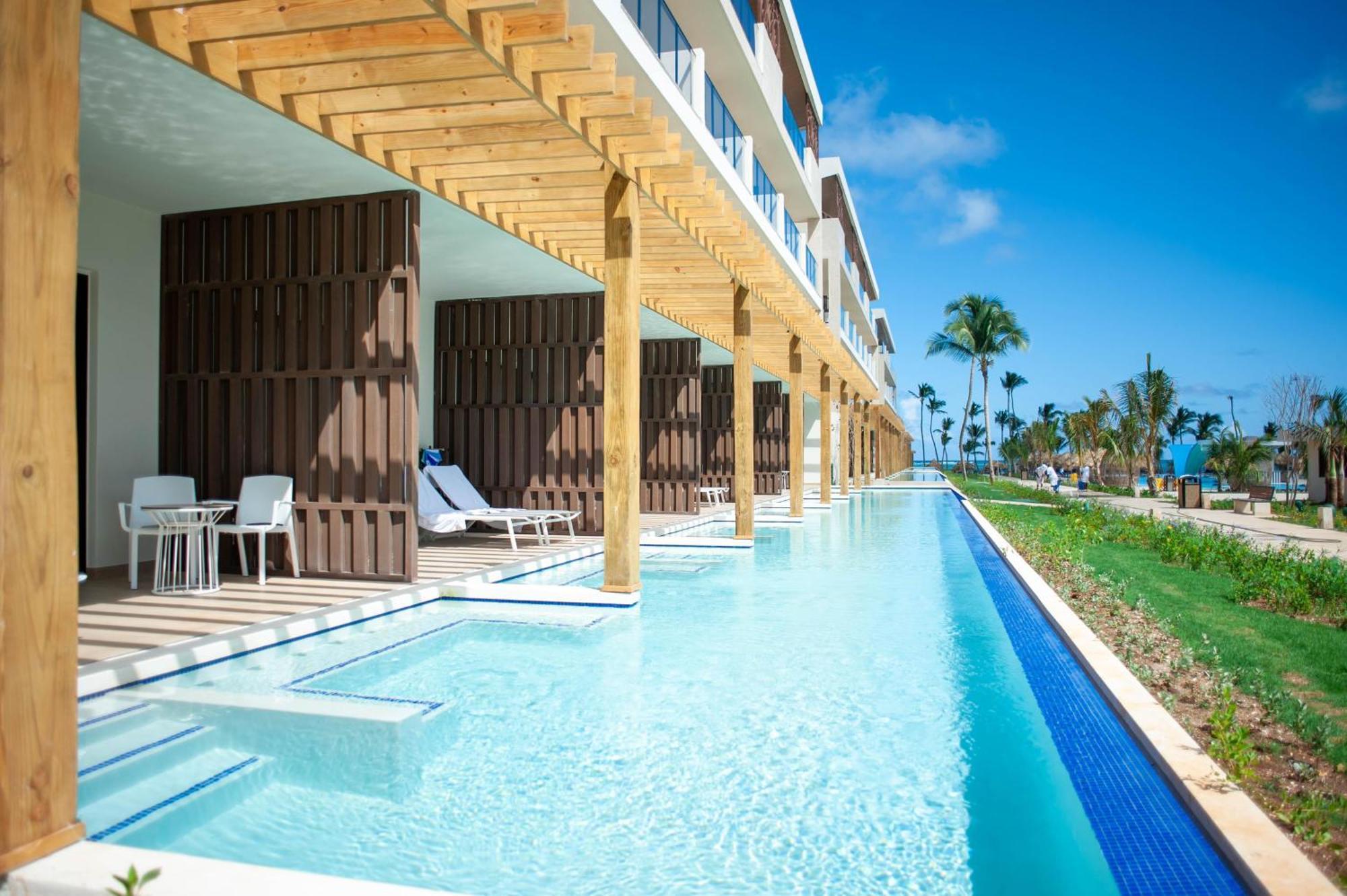 Resort Serenade - Adults Only