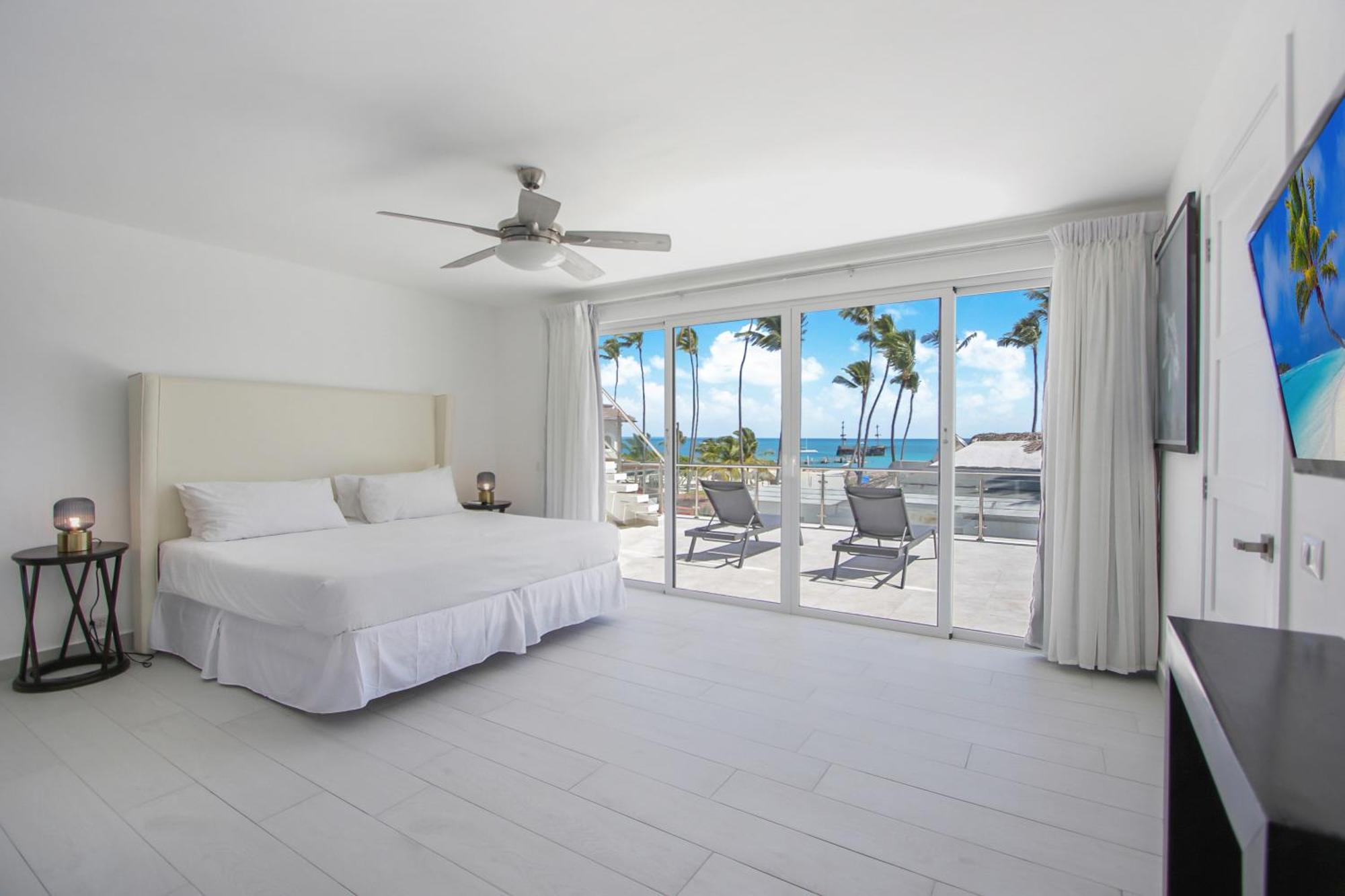 Luxury In Bavaro Just On The Villa *
