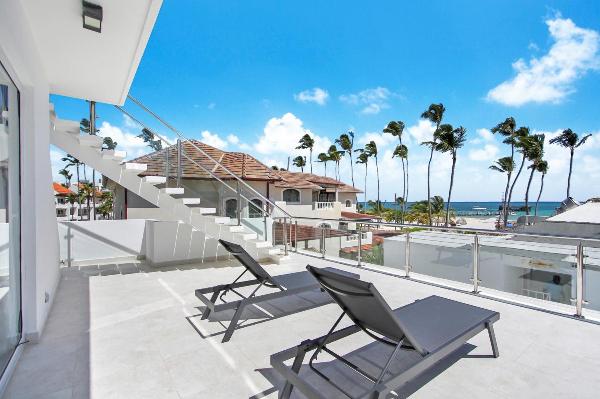 Villa Luxury In Bavaro Just On The *