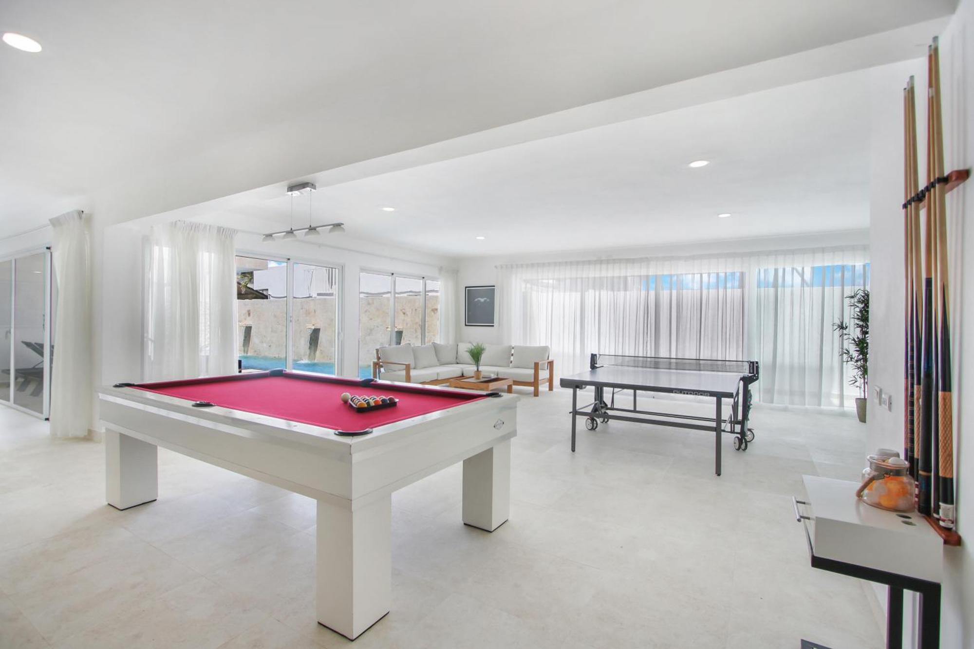 Villa Luxury In Bavaro Just On The *