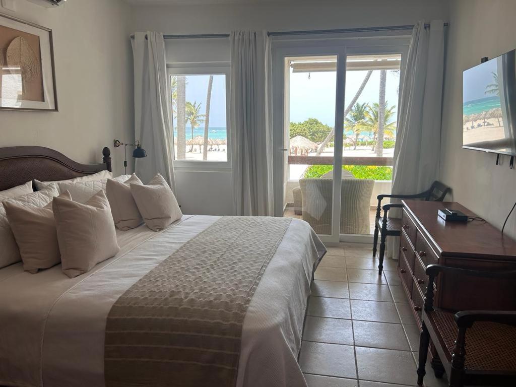 Apartment Stanza Mare: Beachfront Bavaro With Private *