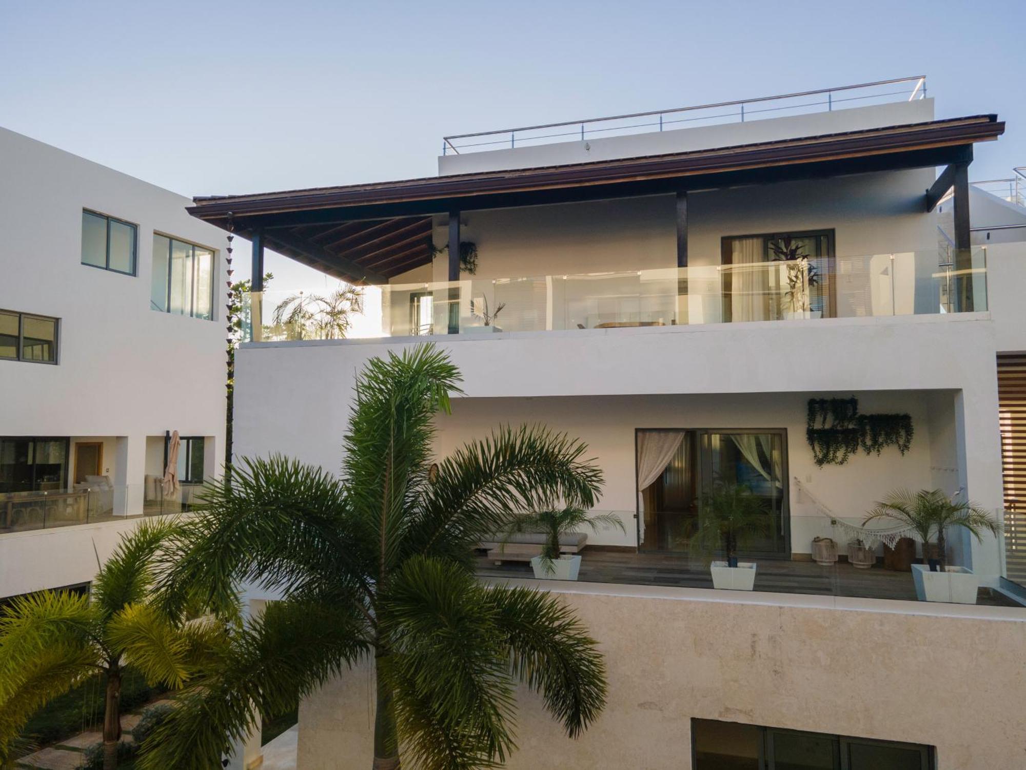 New Beachfront Penthouse Punta Popy * Las Terrenas