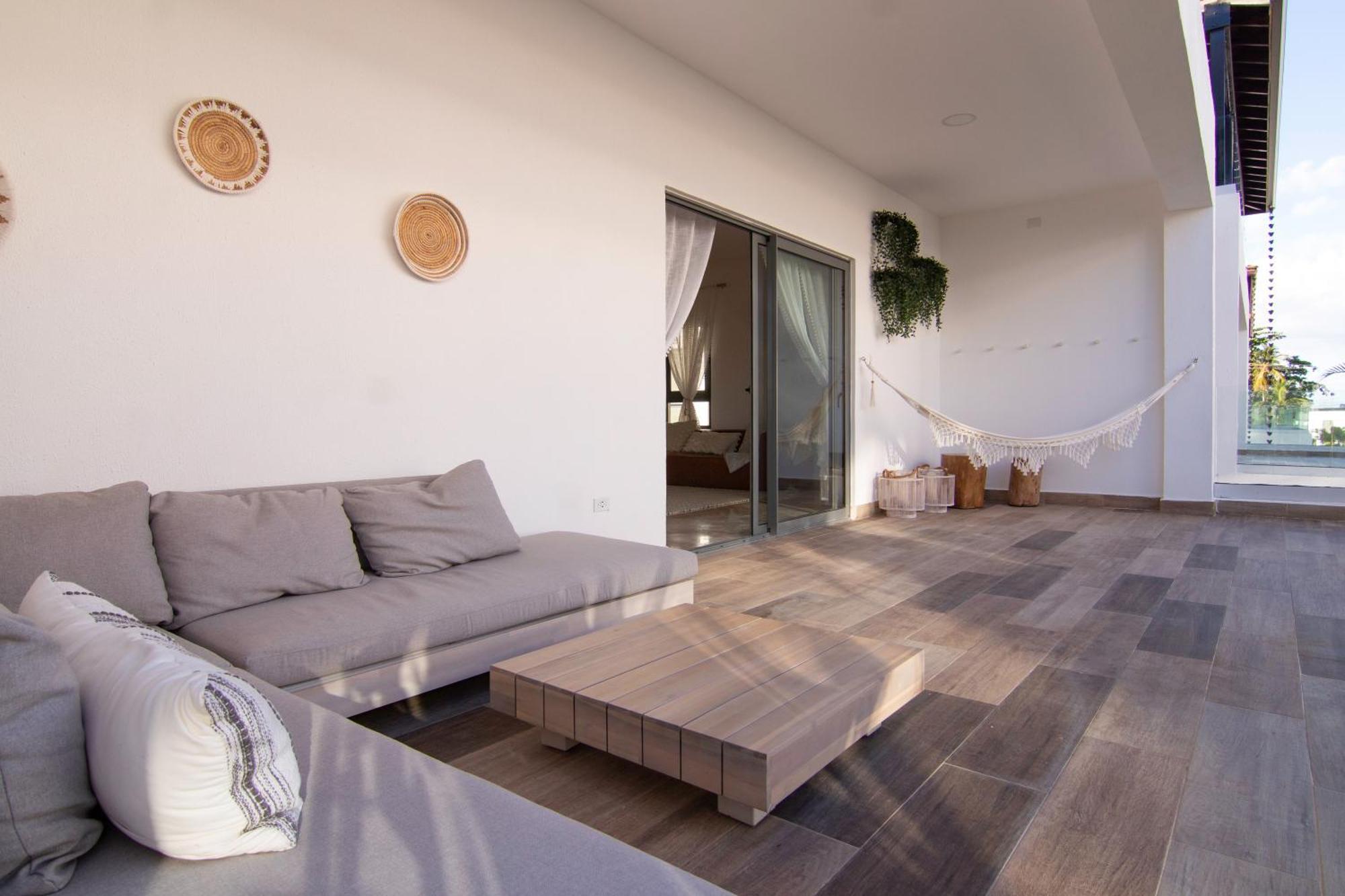 New Beachfront Penthouse Punta Popy Holiday home
