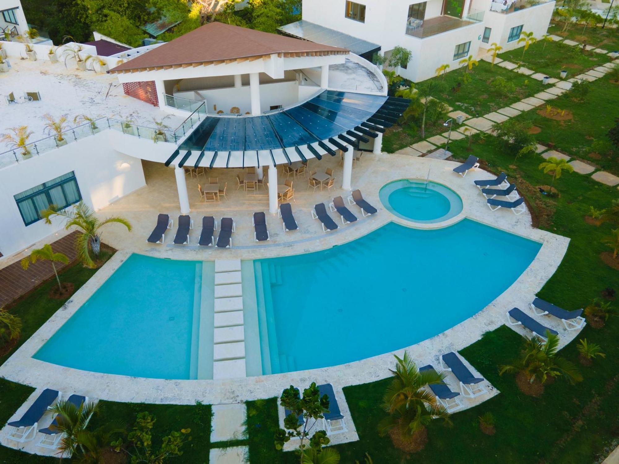 New Beachfront Penthouse Punta Popy Holiday home