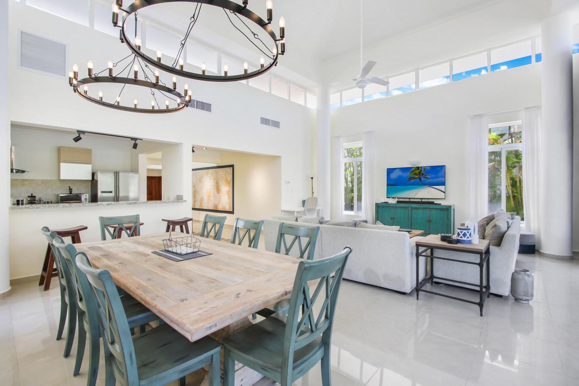 Stunning 3-bedroom With Pool, Jacuzzi And Maid Near Bavaro Villa