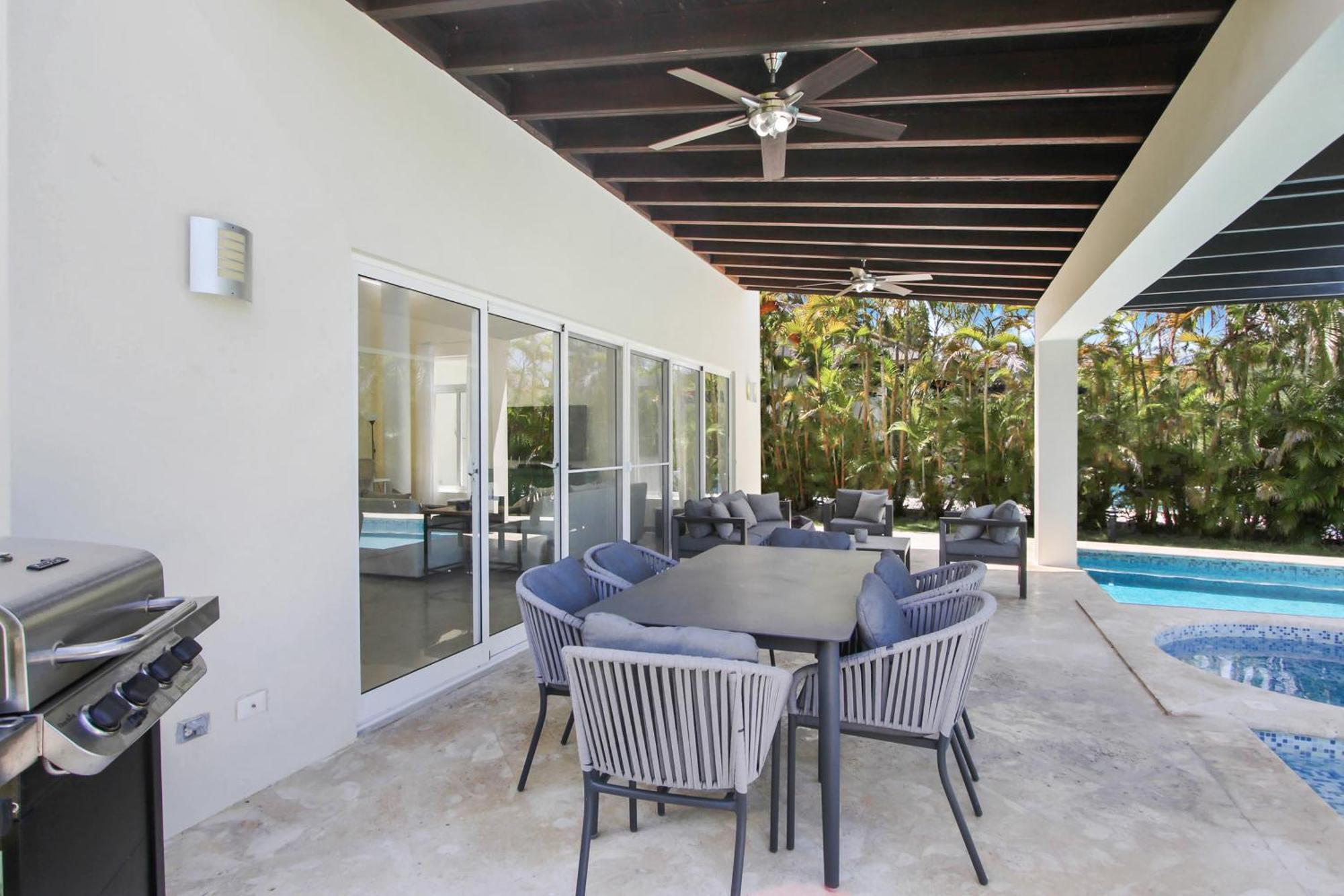 Villa Stunning 3-bedroom With Pool, Jacuzzi And Maid Near Bavaro