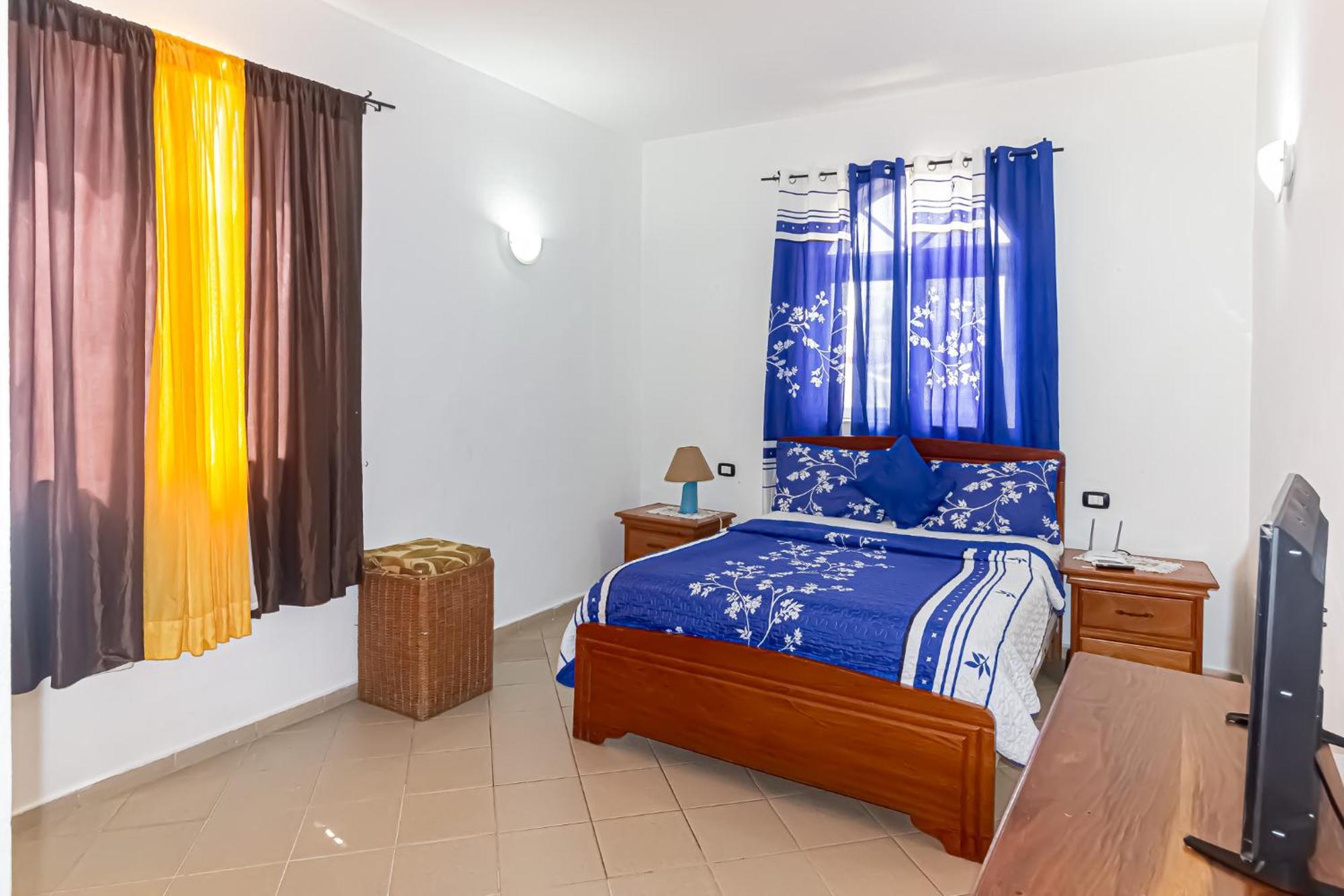 Capri Aparthotel 3*