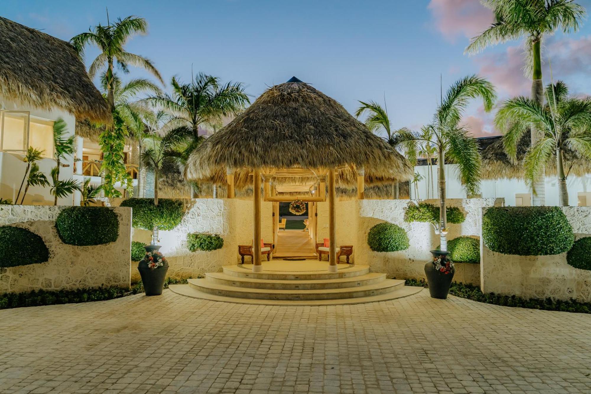 Villa Luxury Cap Cana With Ocean & Golf Views - Eden Roc Access Punta Cana