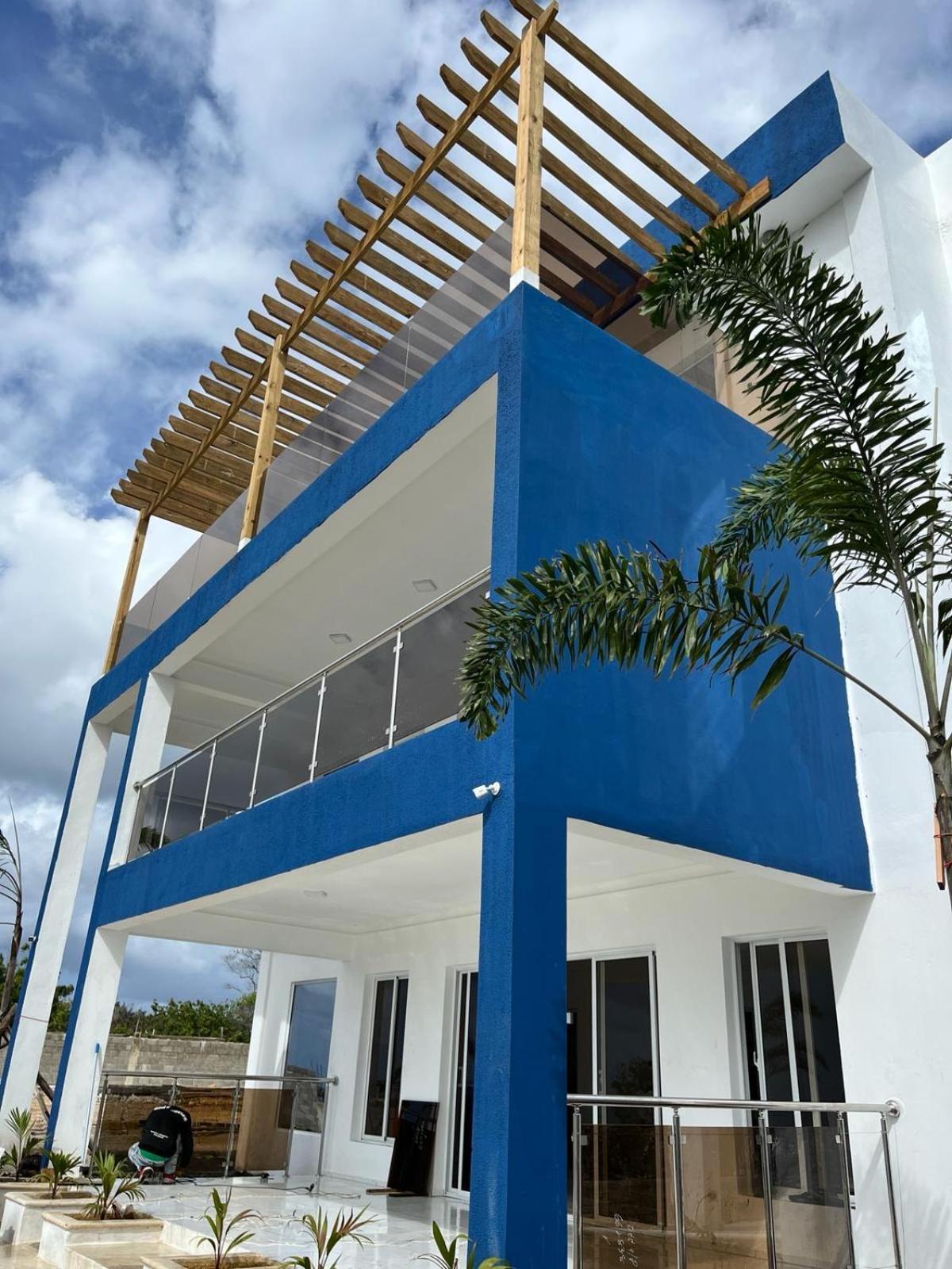 Luxury Front With Private Pool And Stunning Ocean View! Villa