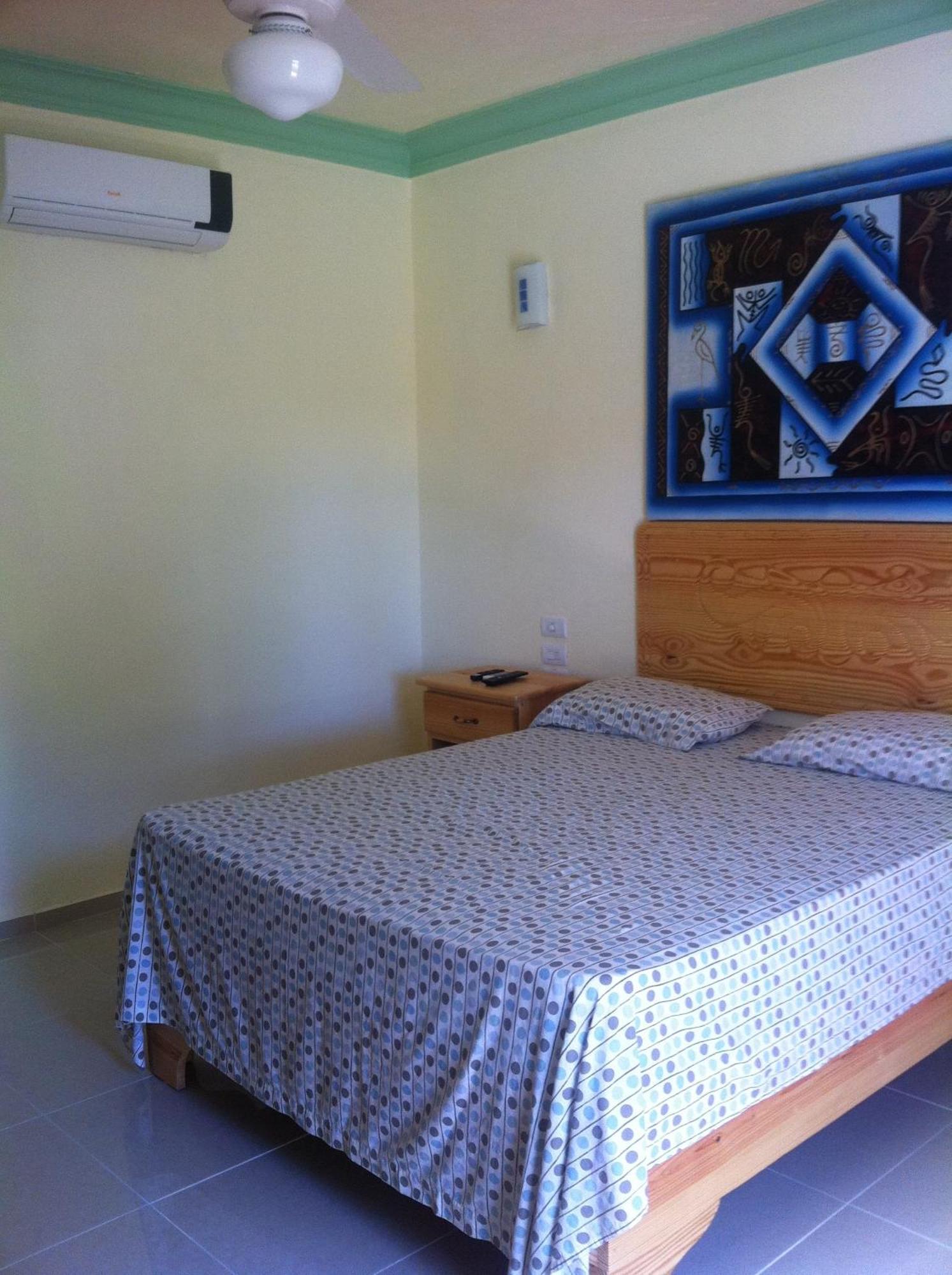 Cambri Hotel 4*