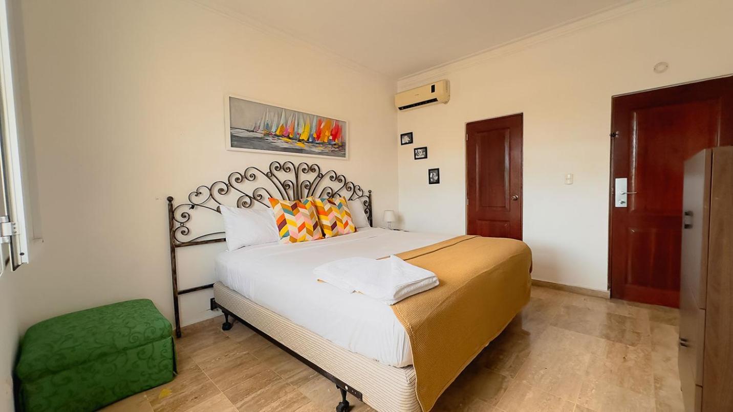 Hotel Tropicana Santo Domingo 4*
