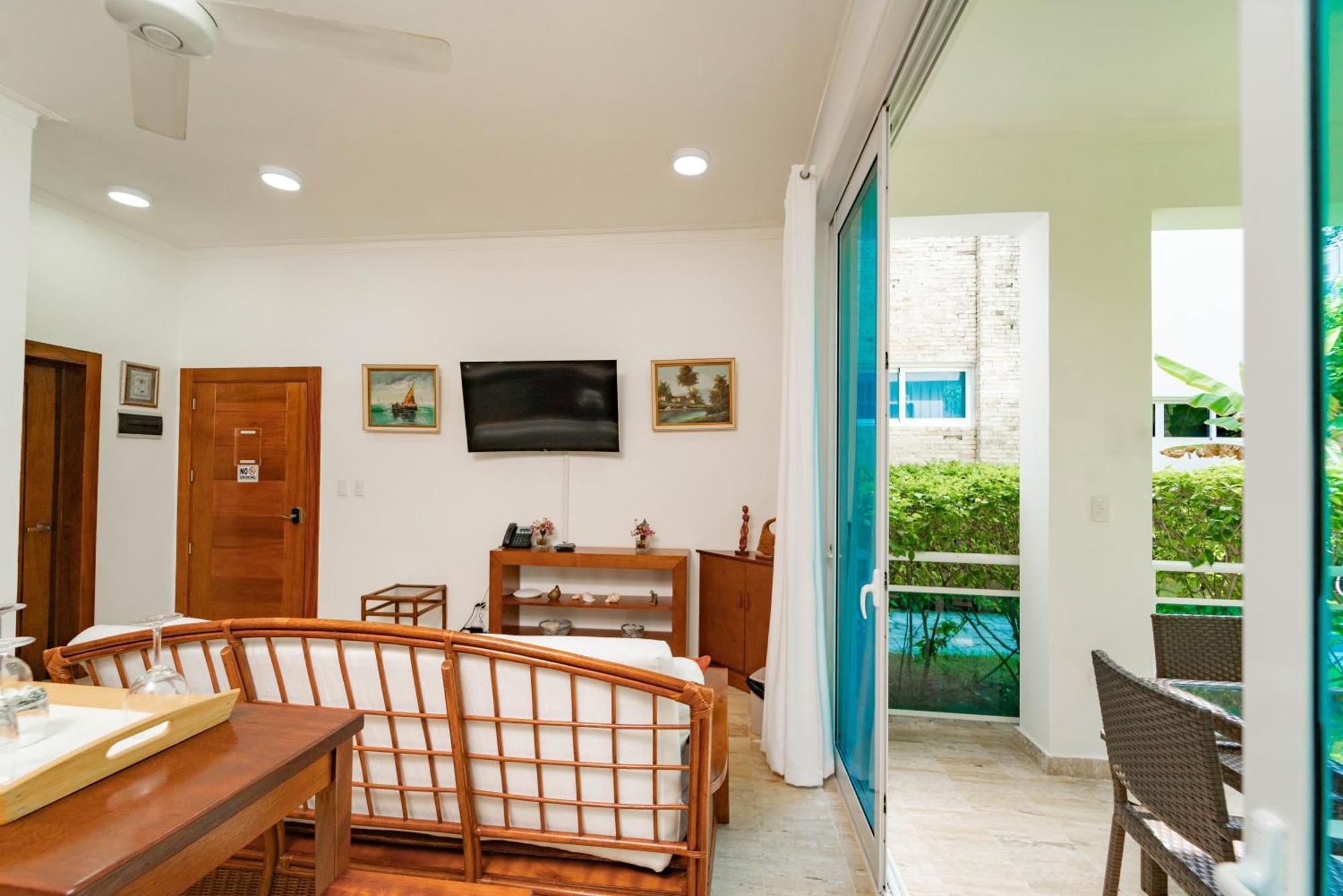 Apartment At Grand Laguna By Calisto Sosua