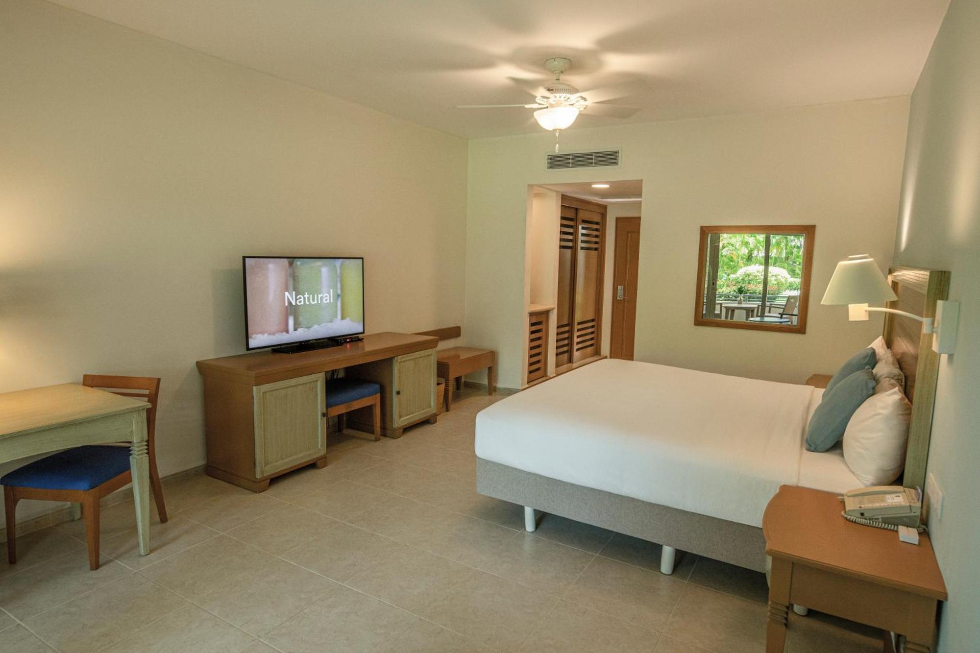 Iberostar Waves Resort Punta Cana