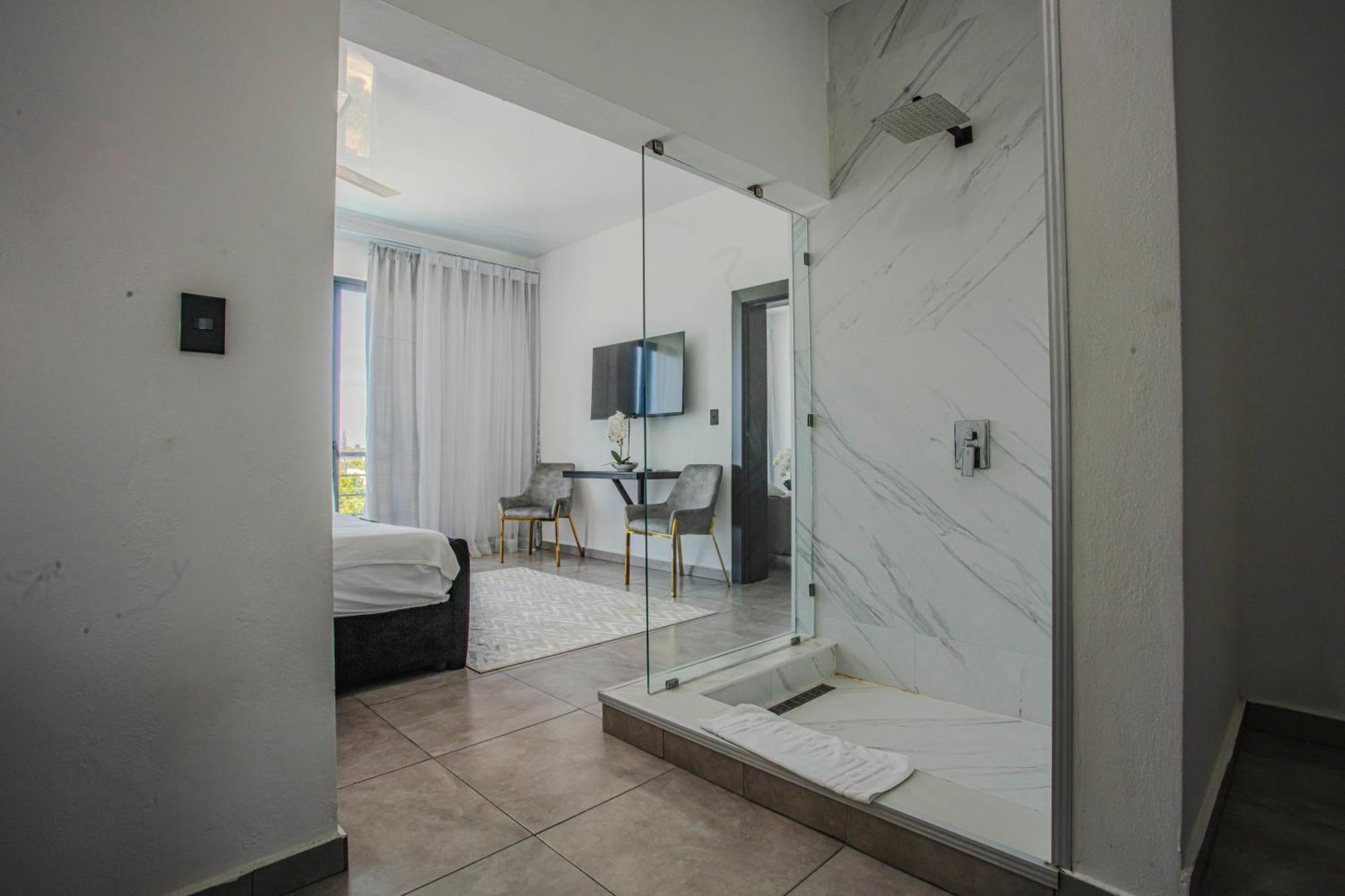 Instyle Residences At Rizz Hotel