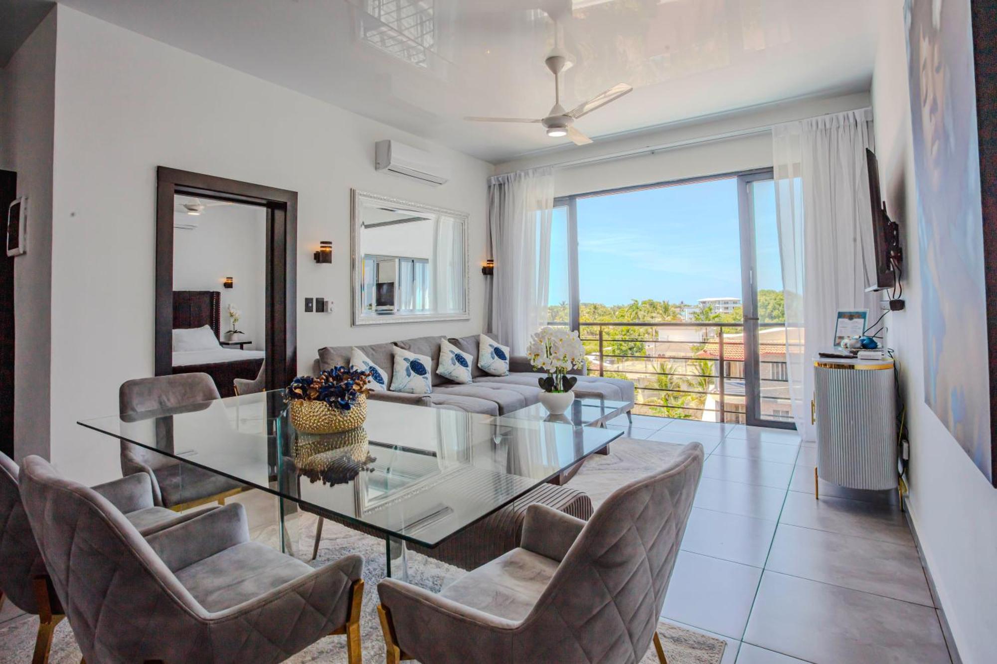 Hotel Instyle Residences At Rizz