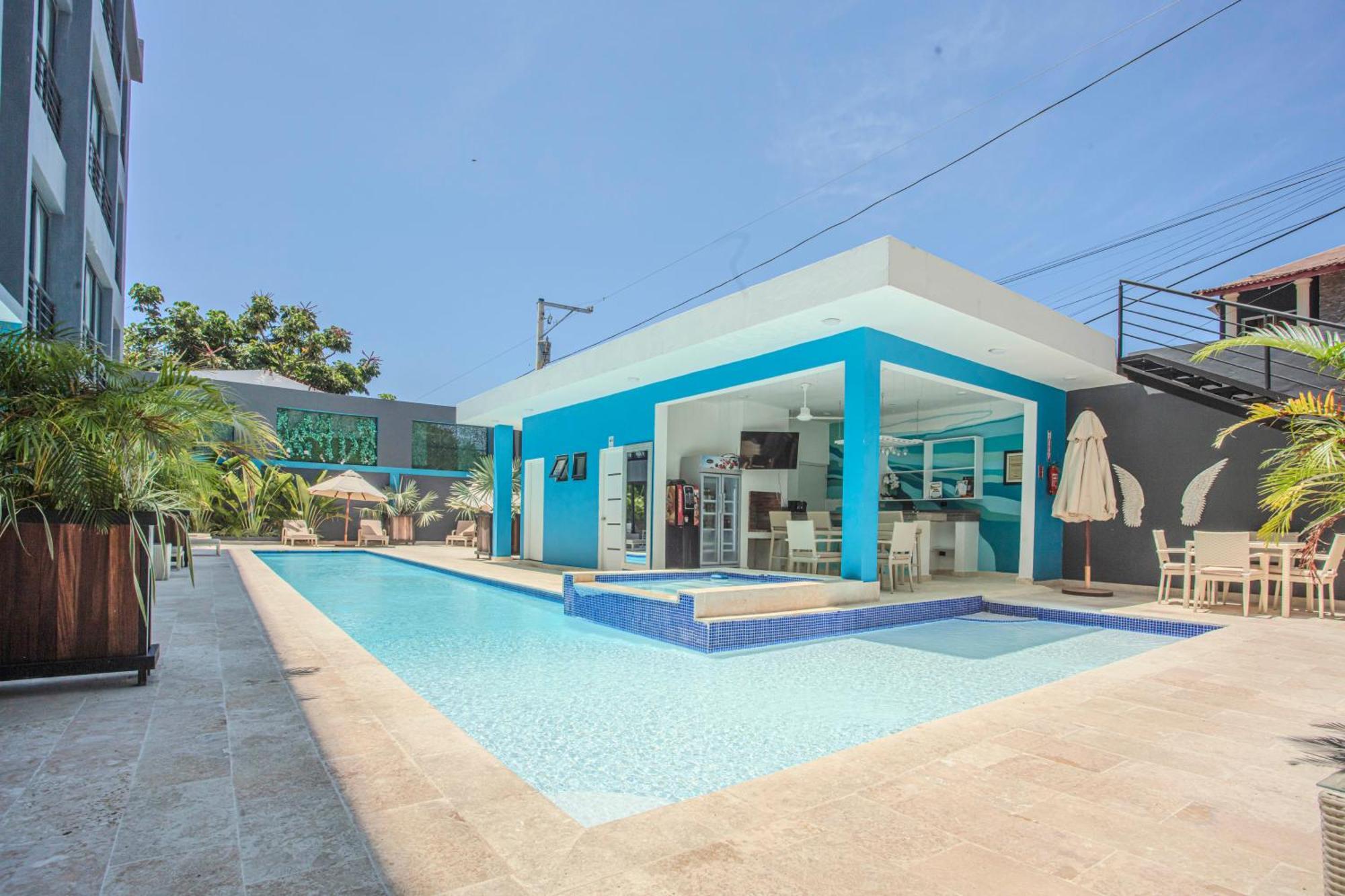 Instyle Residences At Rizz Hotel