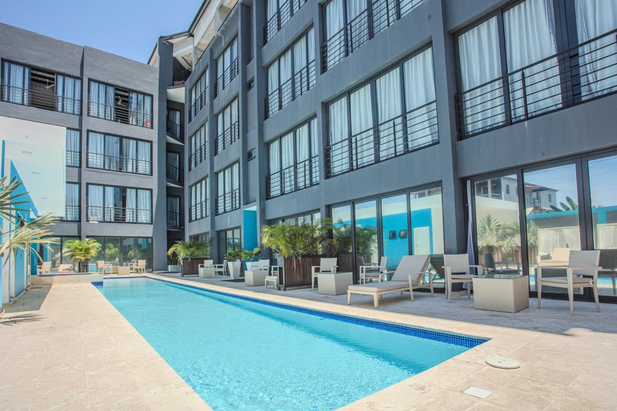 Instyle Residences At Rizz Hotel
