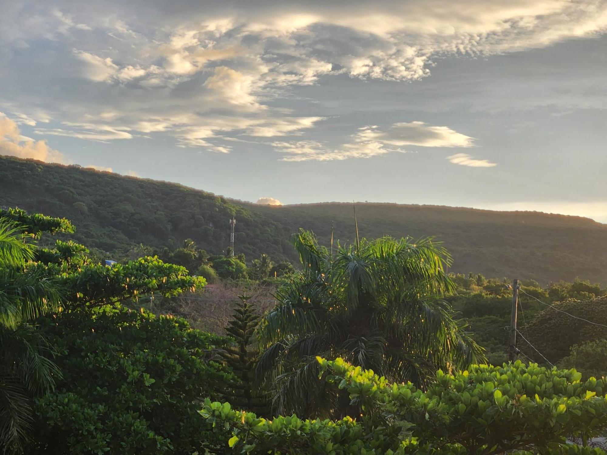 Casita Linda Larimar - 2Br Apartment With Rooftop, Bay Views, Fast Wifi, Near Beach In Barahona Barahona