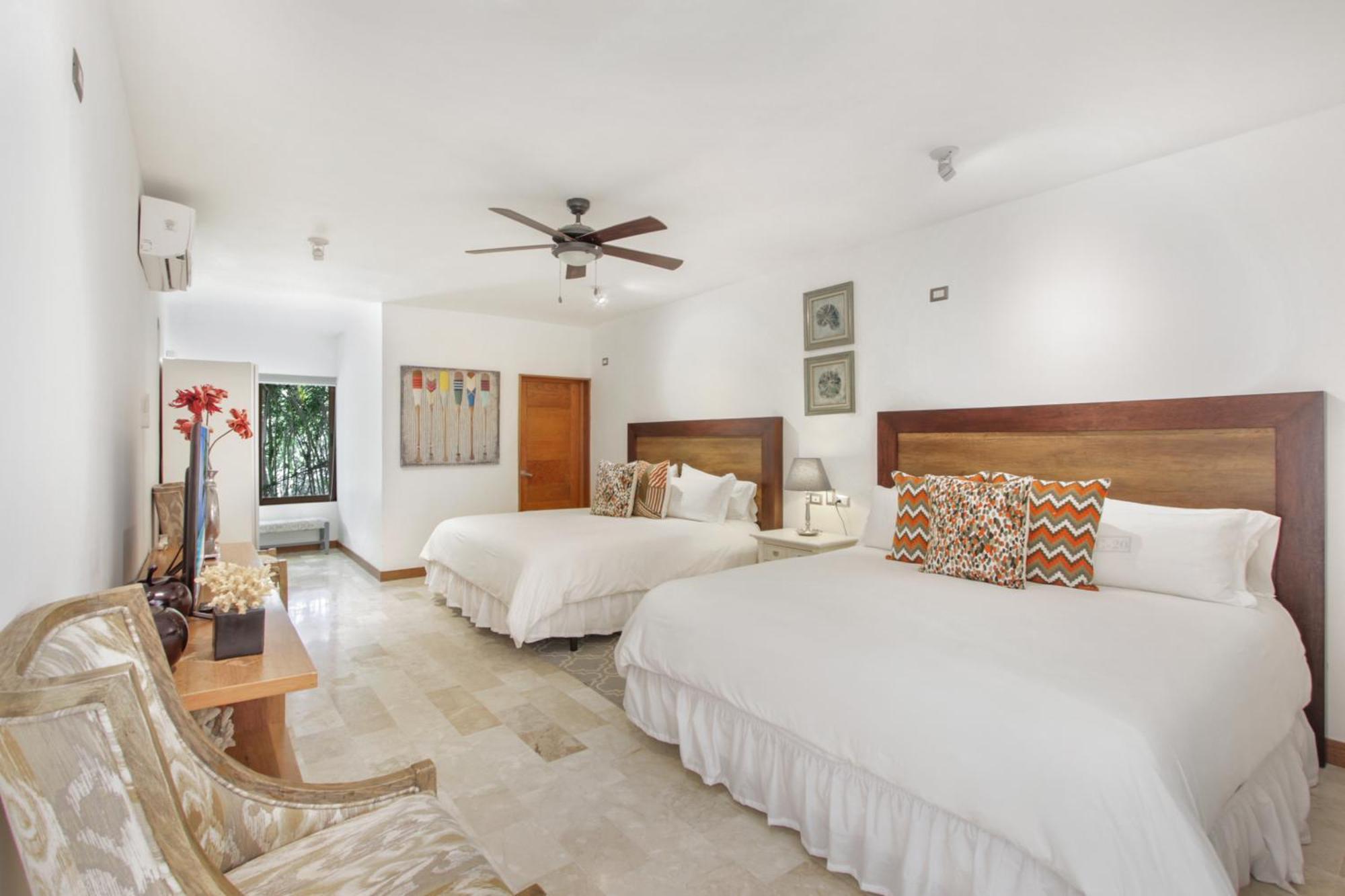 Stunning With Private Pool And Jacuzzi In Villa *