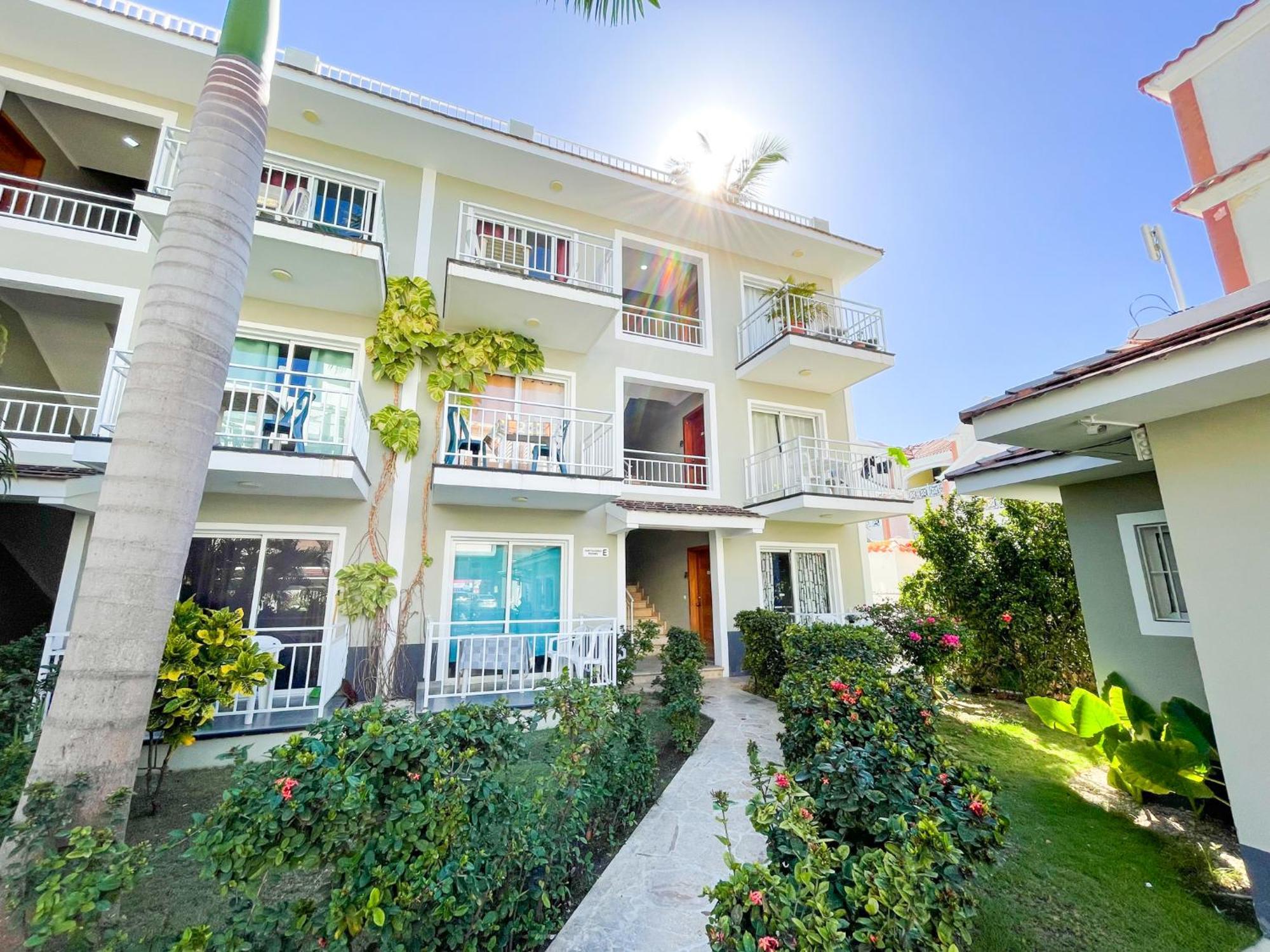 Hotel Tropicana Sol Caribes Beach & Pool & Spa