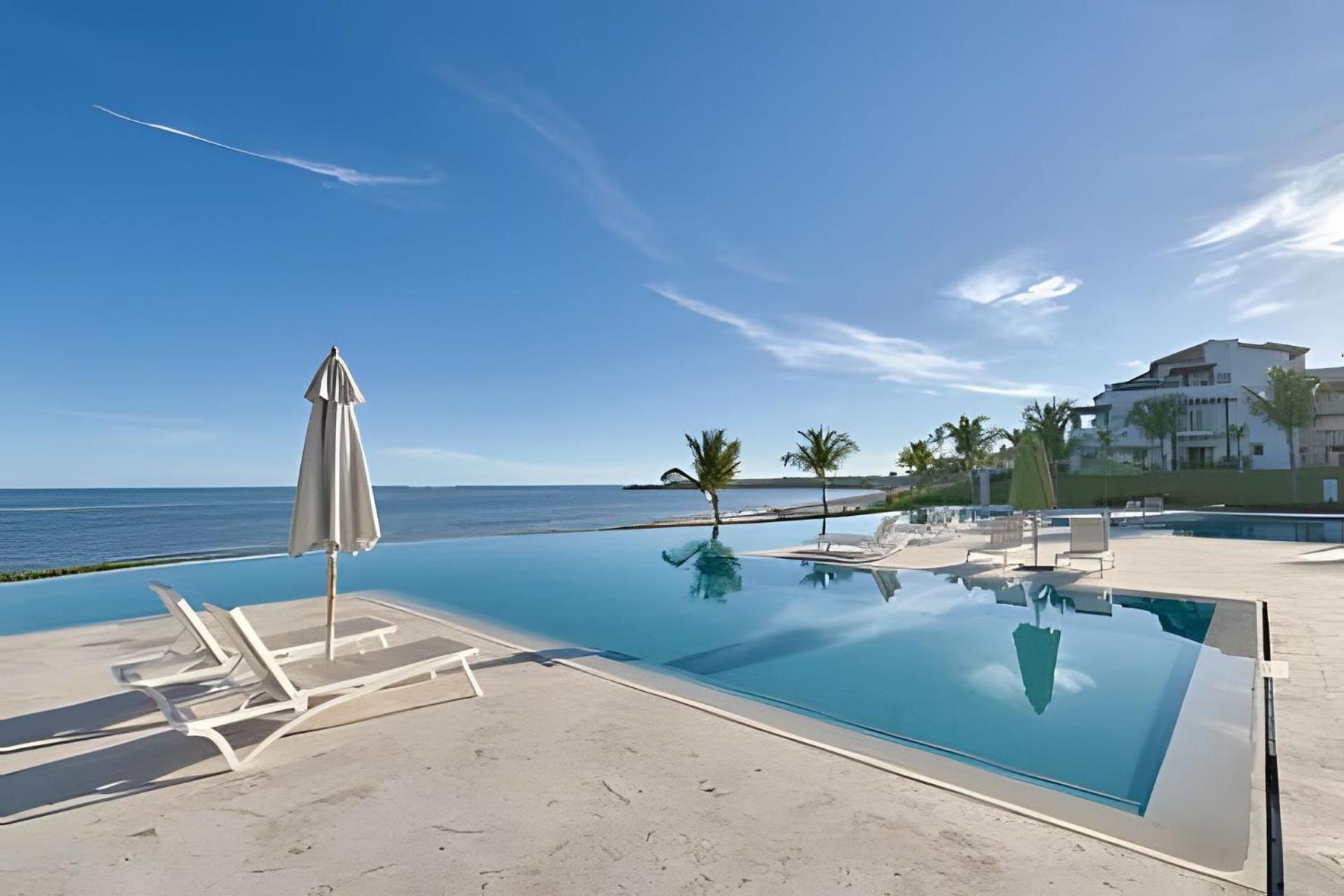 Punta Palmera Front And Pool Views Cap Cana Apartment