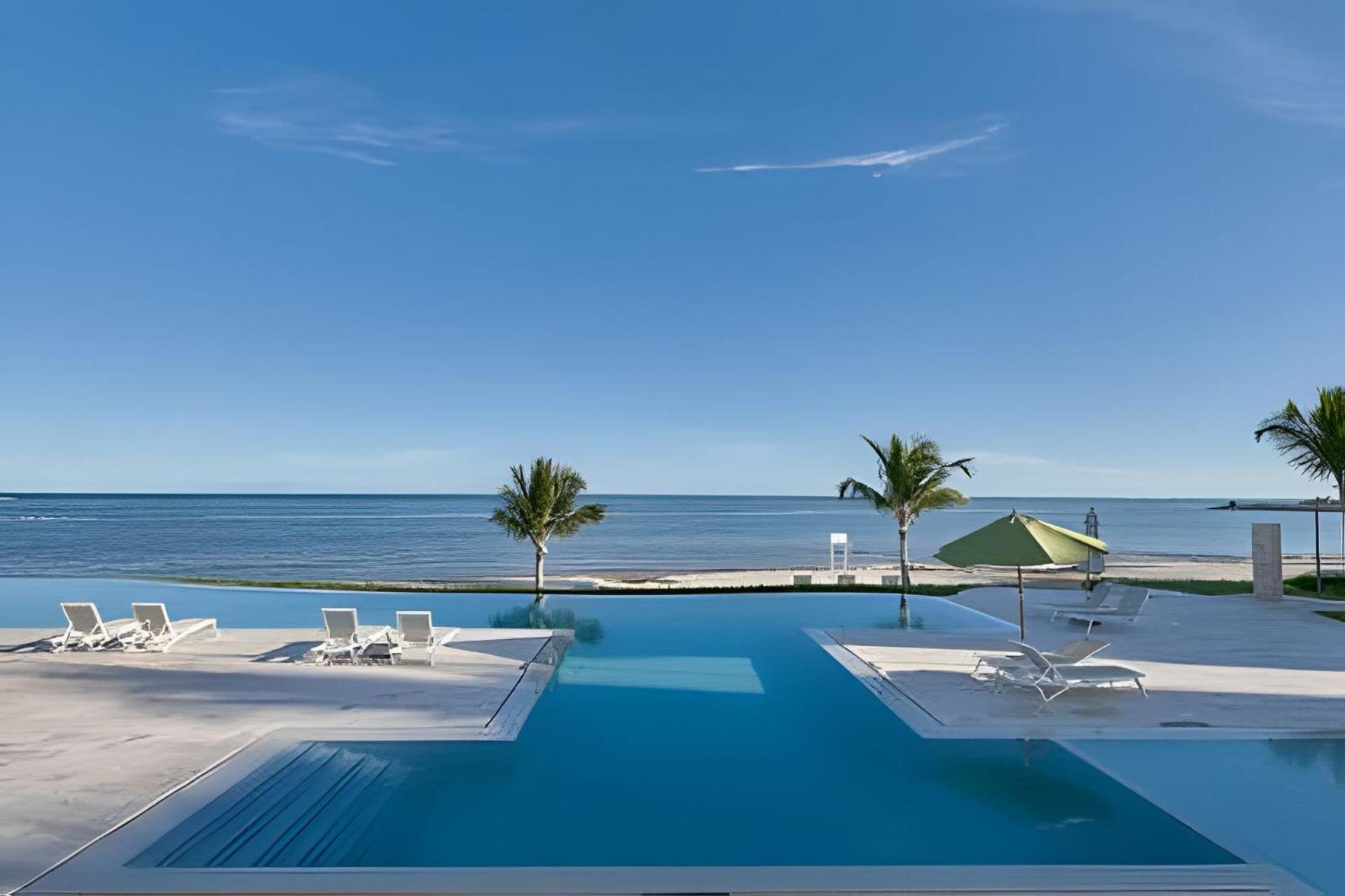 Punta Palmera Front And Pool Views Cap Cana