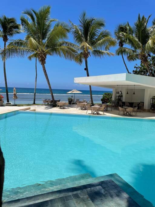 Aquarella Sunset Caribbean Beachfront Gataway