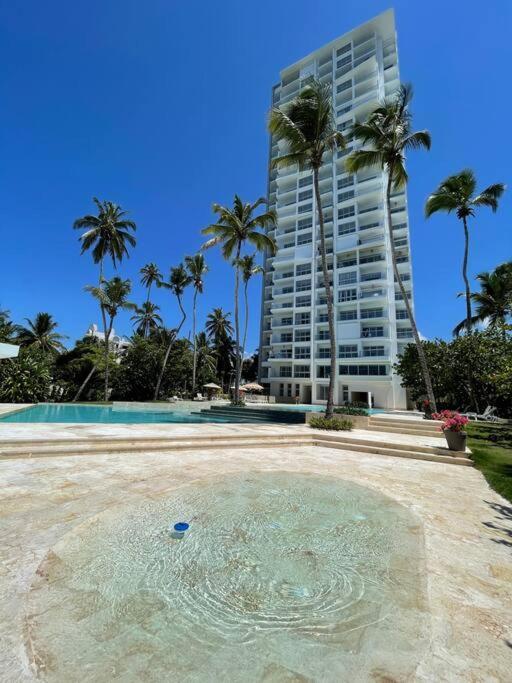 Aquarella Sunset Caribbean Beachfront Gataway Apartment *