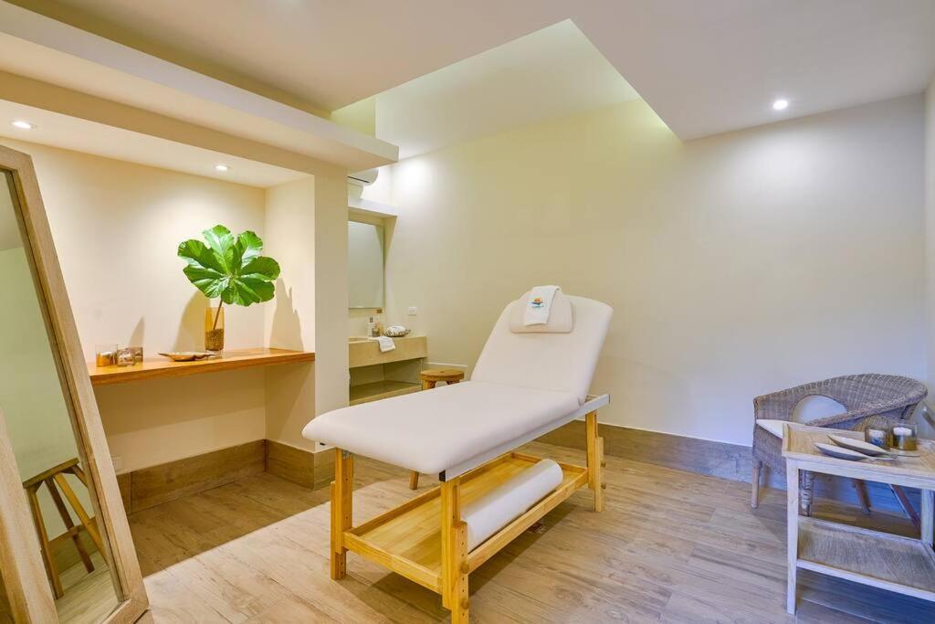 Apartment Aquarella Sunset Caribbean Beachfront Gataway *
