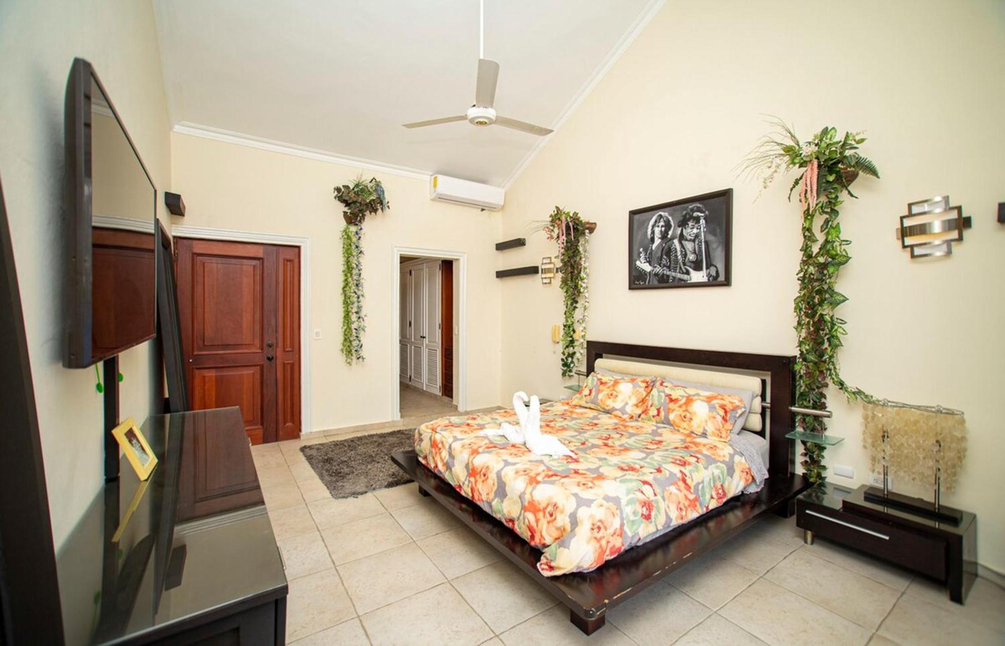 Penthouse En Con Espectacular Vista Al Mar