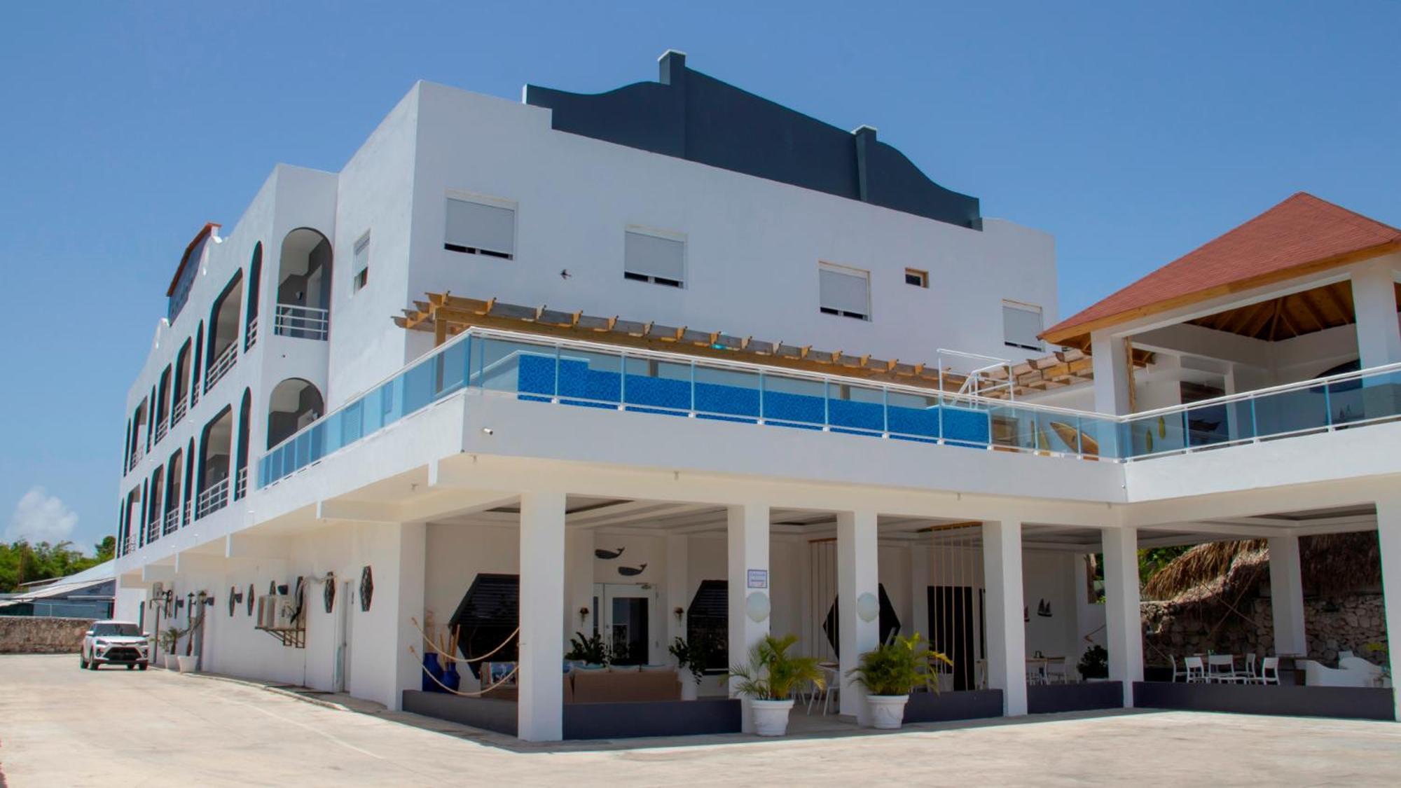 Hotel Capriccio Mare Y Restaurante 3*