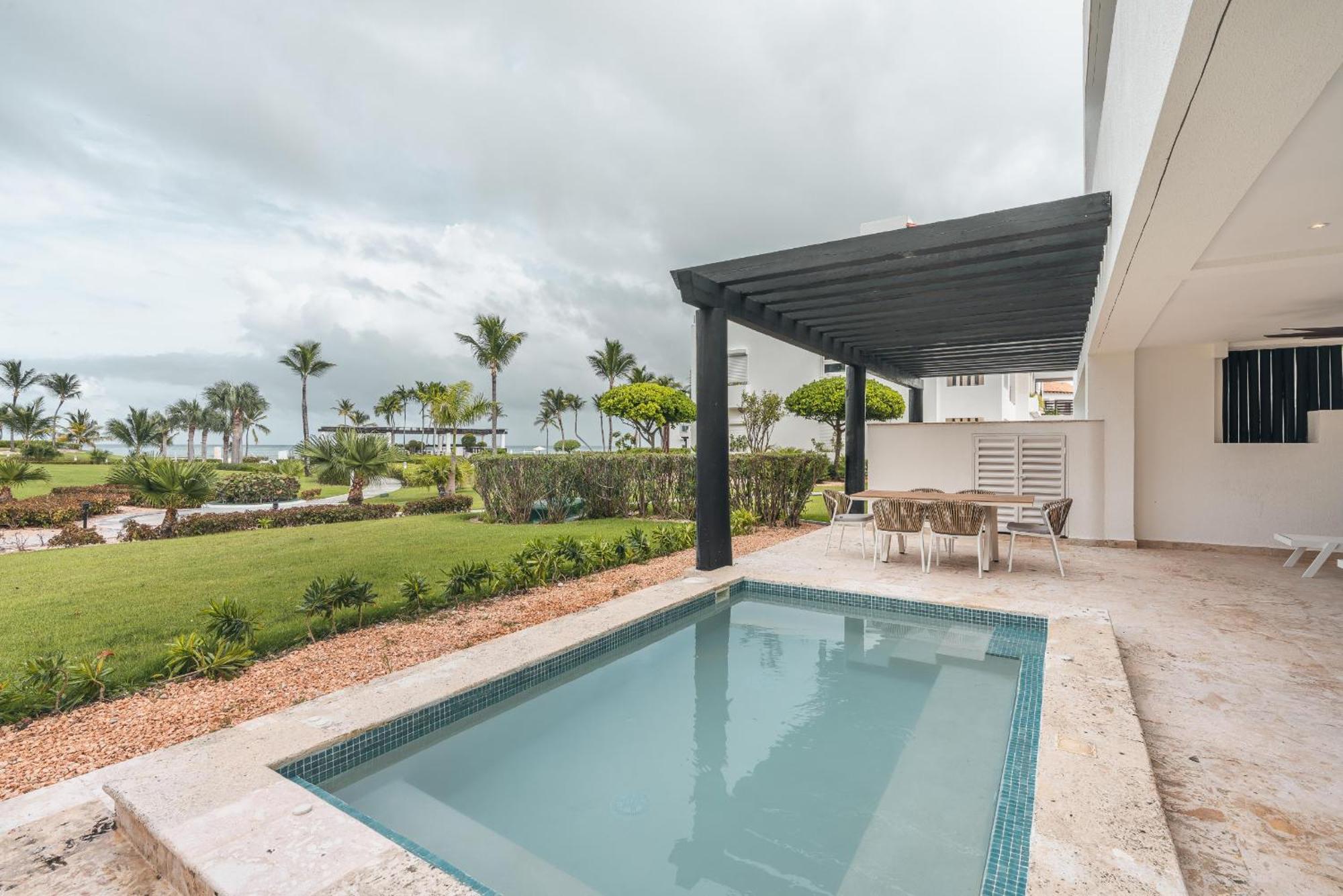 Apartment With Picuzzi In Cap Cana At Punta Palmera Ba5
