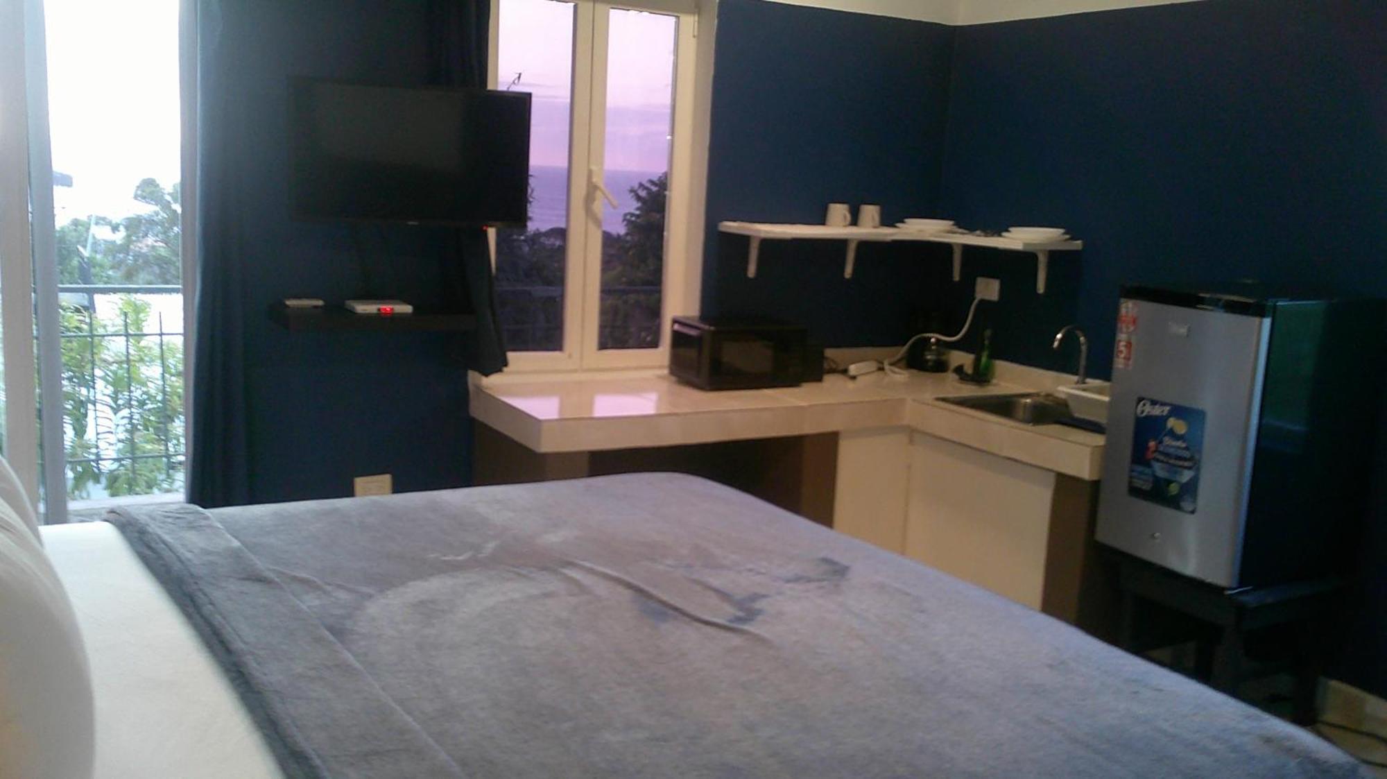 E&j Boutique Residences Guest house 3*
