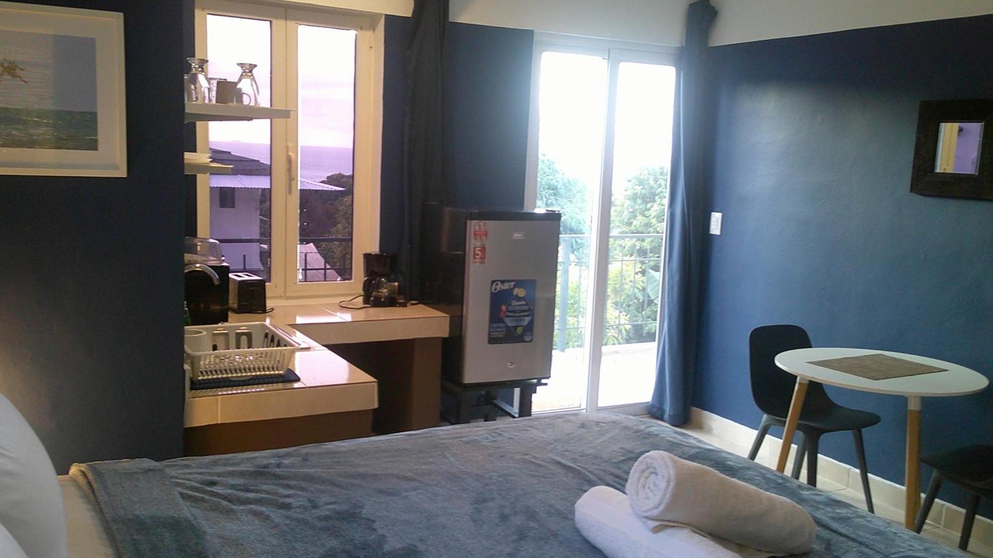 Guest house E&j Boutique Residences