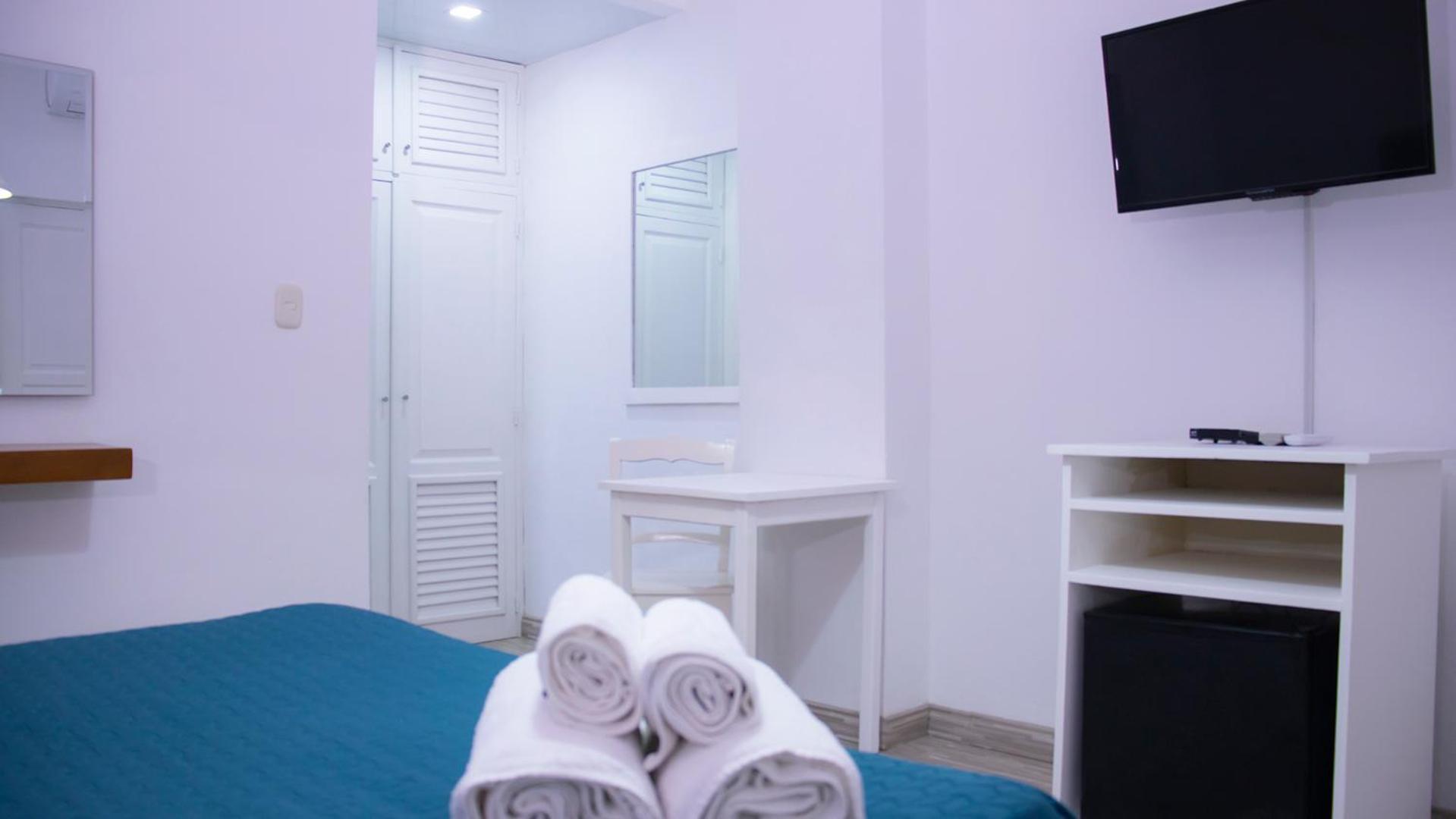 Hotel Capriccio Mare Y Restaurante 3*