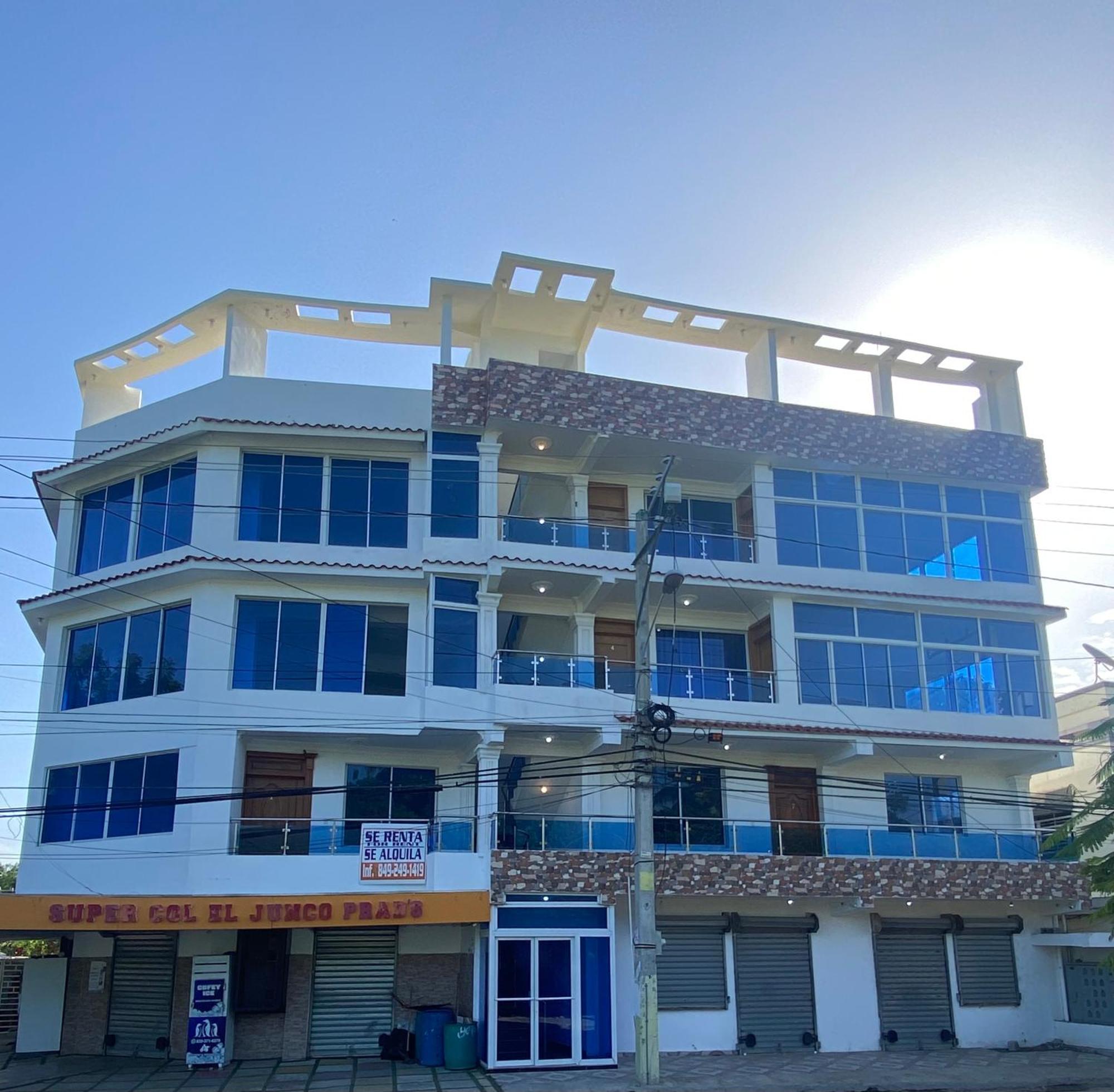 Luxury Royalty Barahona