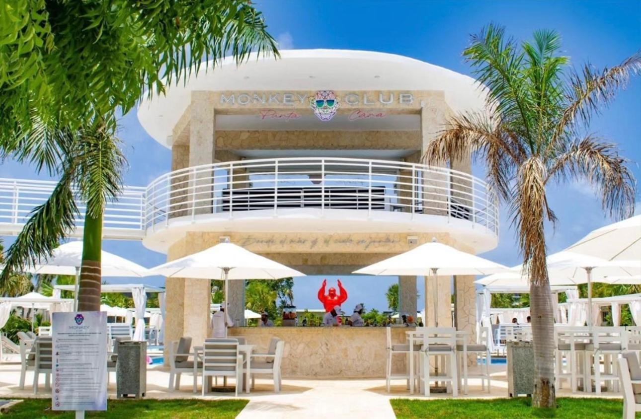 Front By Playa Palmera Apartment Punta Cana