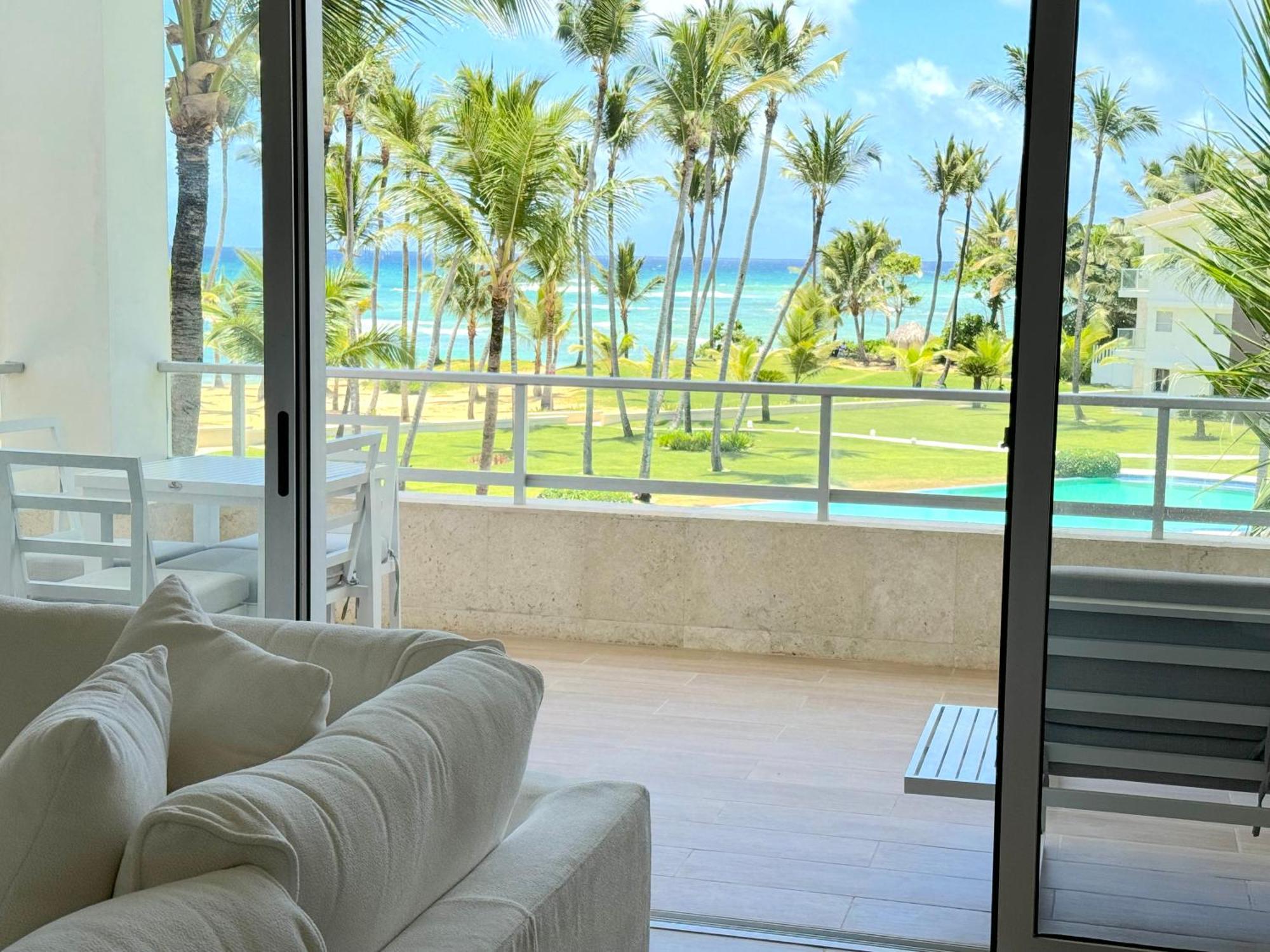 Front By Playa Palmera *