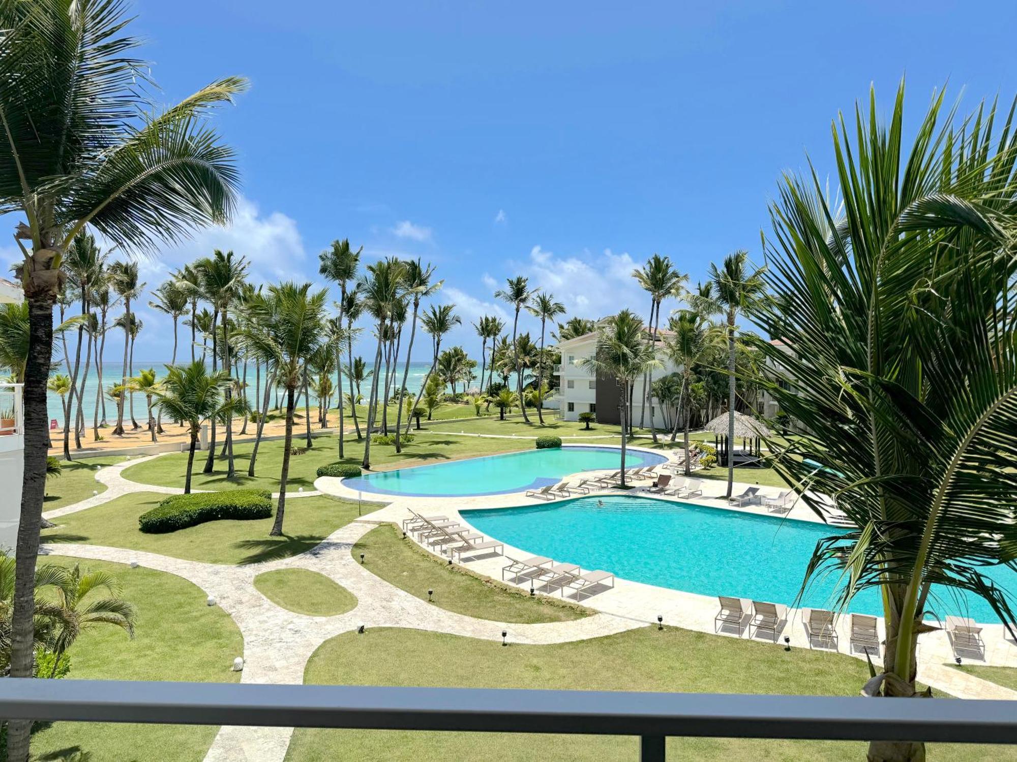 Apartment Front By Playa Palmera