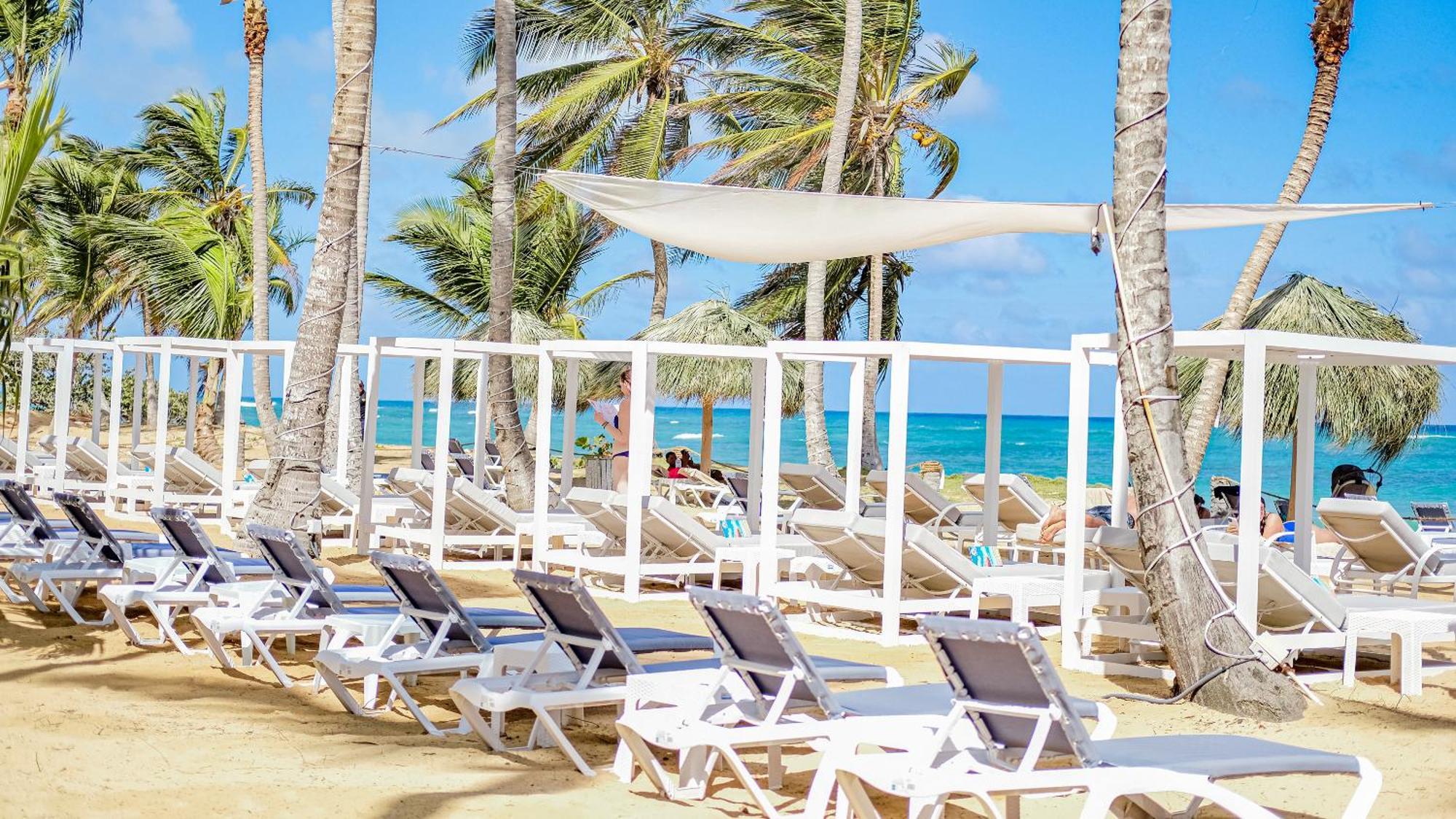 Front By Playa Palmera * Punta Cana