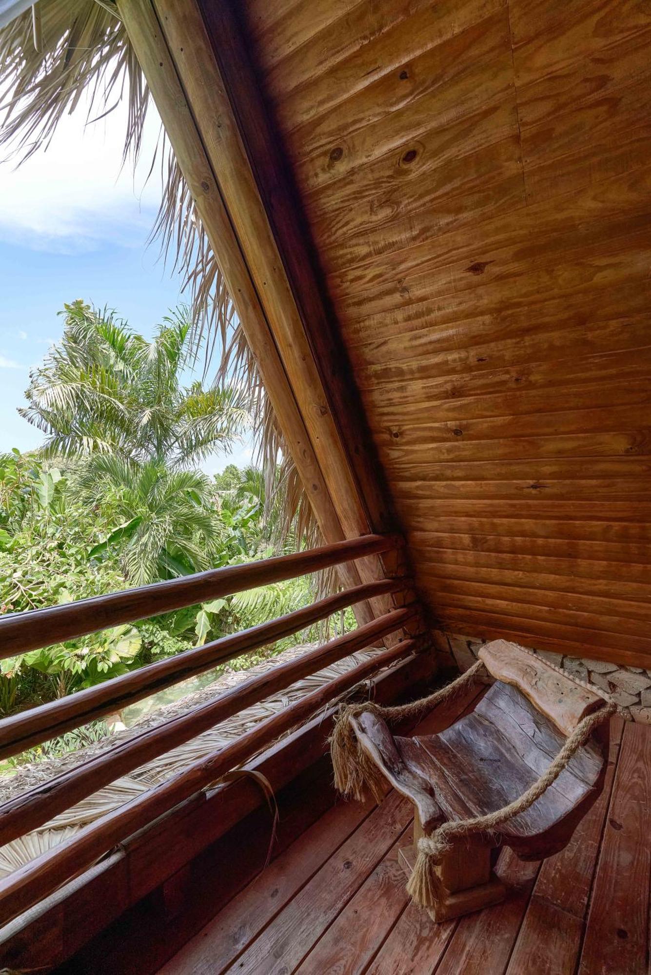 Tropical & Restaurant-pizzeria Bed & Breakfast 4*