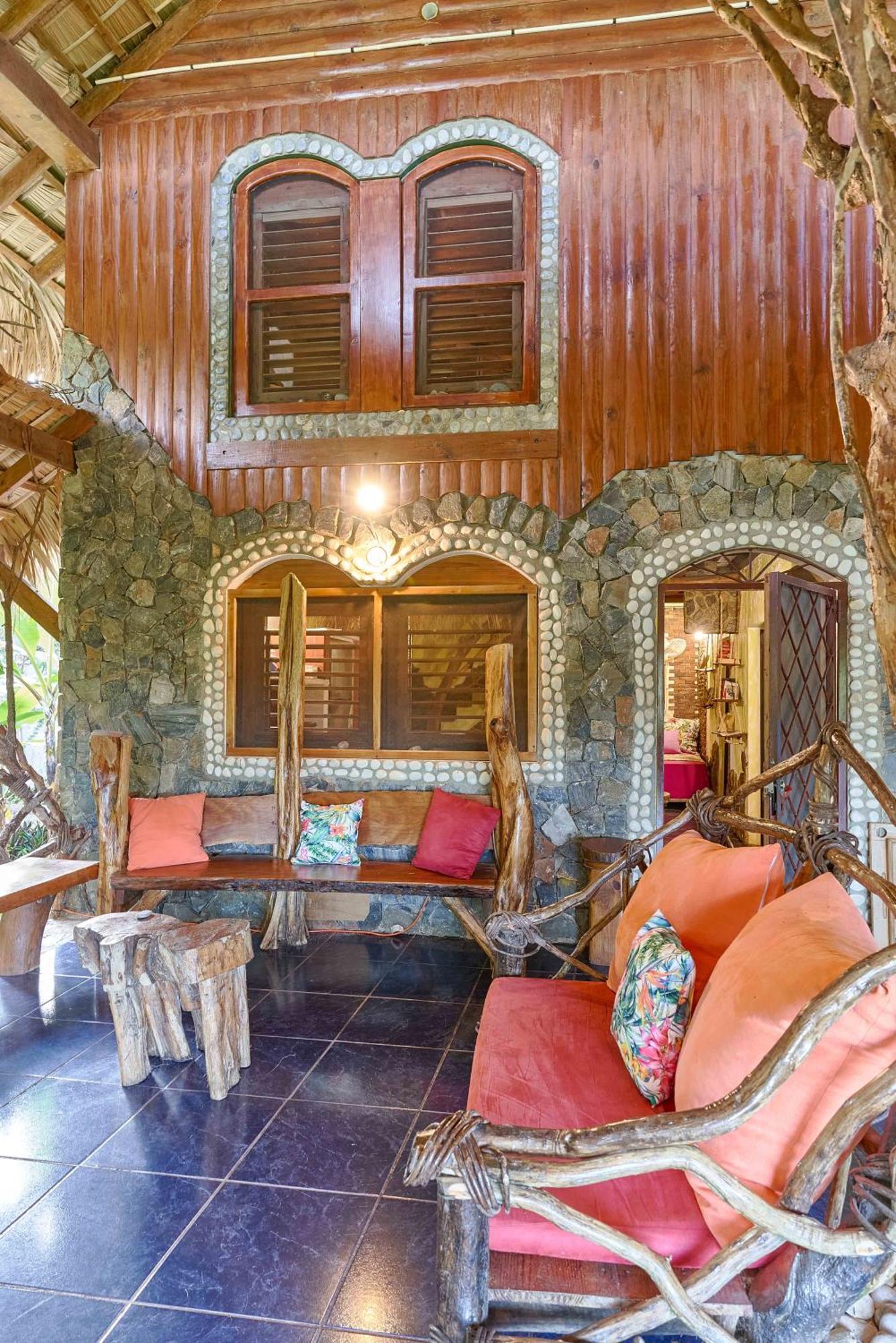 Tropical & Restaurant-pizzeria 4*