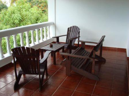 Tambora 4*