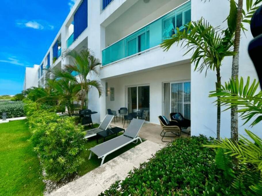 Paradise Pool Front And At Punta Cana